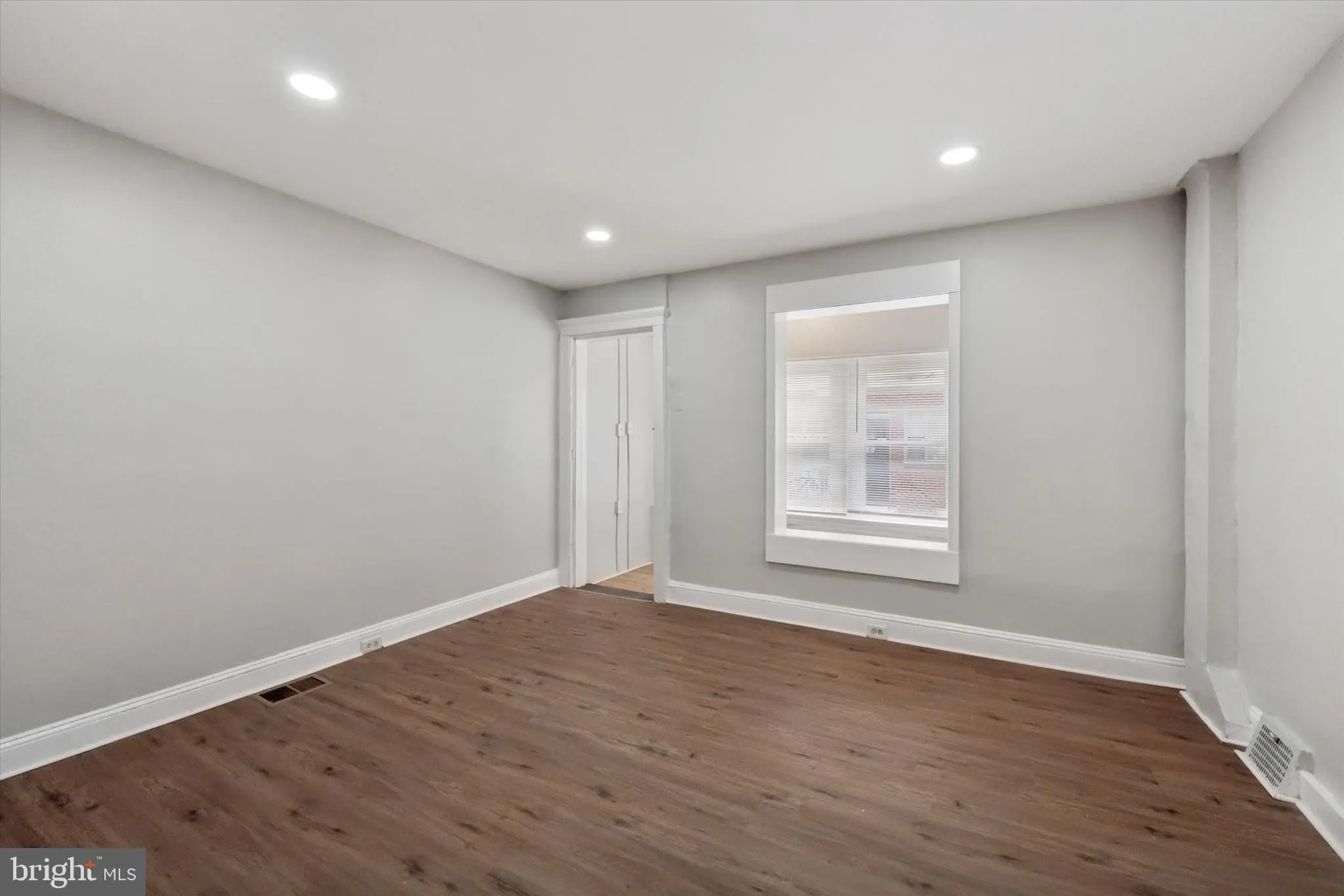Philadelphia, Pennsylvania 19146, United States, 3 Bedrooms Bedrooms, ,2 BathroomsBathrooms,Residential,Active,107591