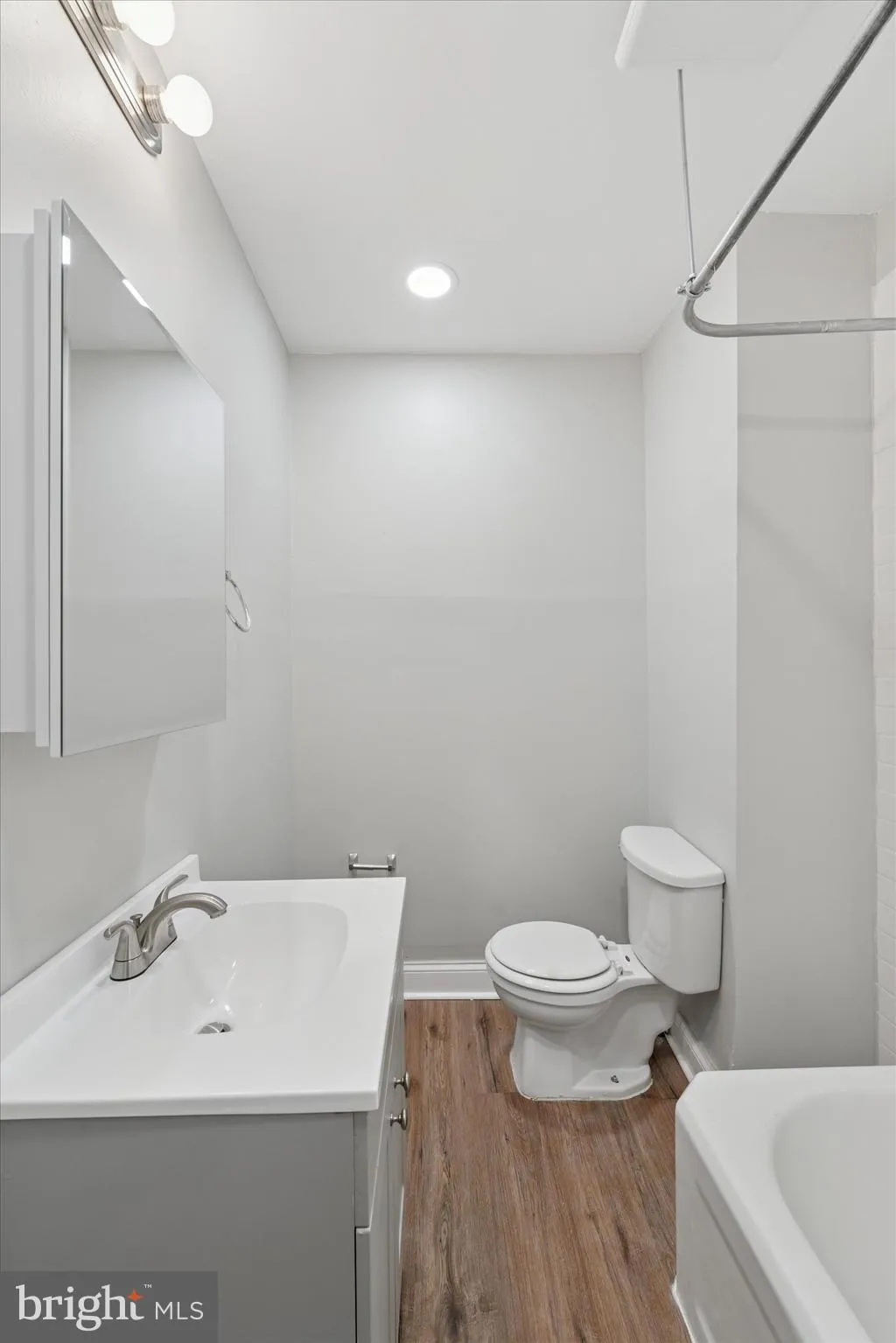 Philadelphia, Pennsylvania 19146, United States, 3 Bedrooms Bedrooms, ,2 BathroomsBathrooms,Residential,Active,107591