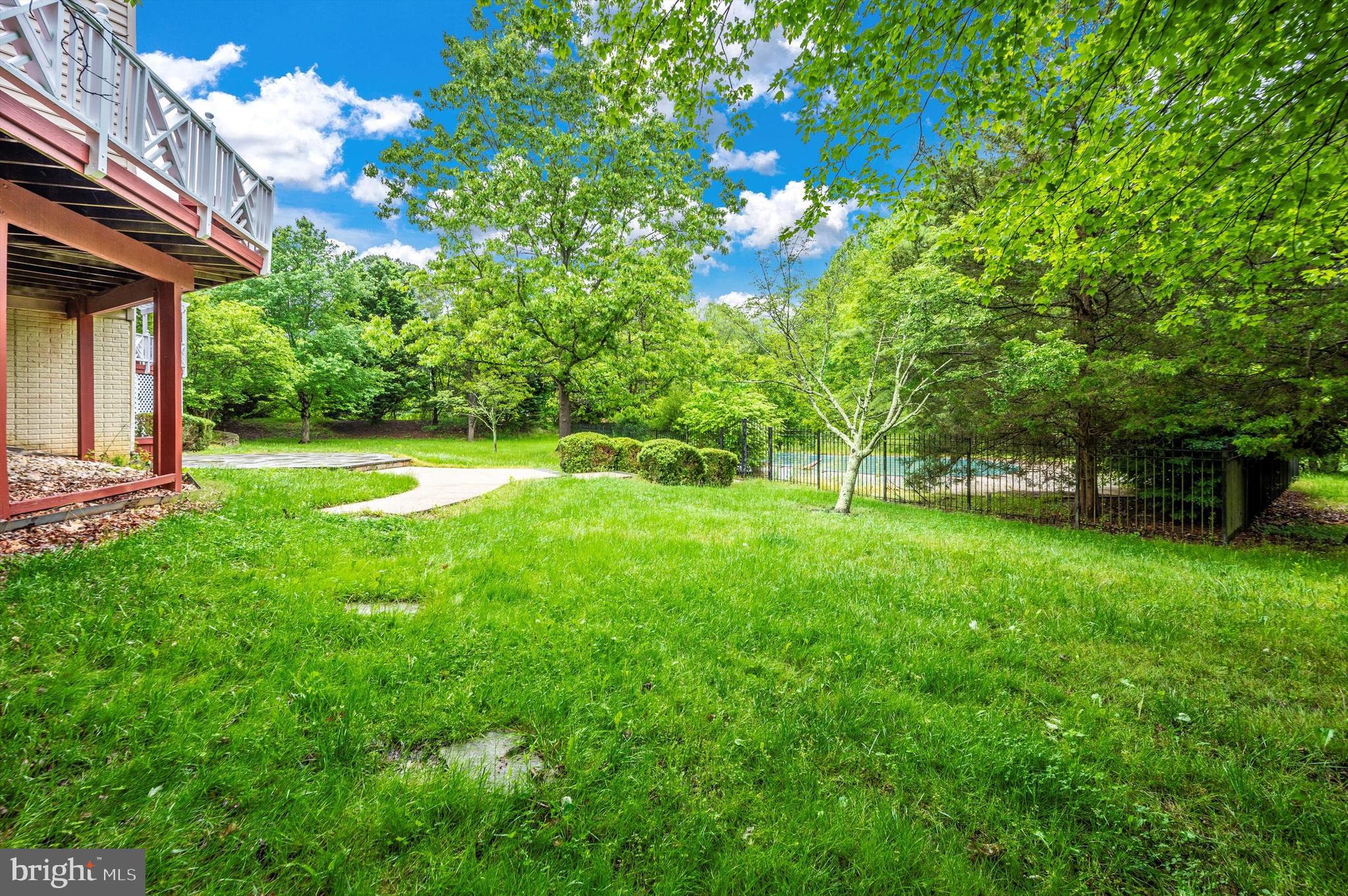 STONEY CREEK ESTATES - Residential