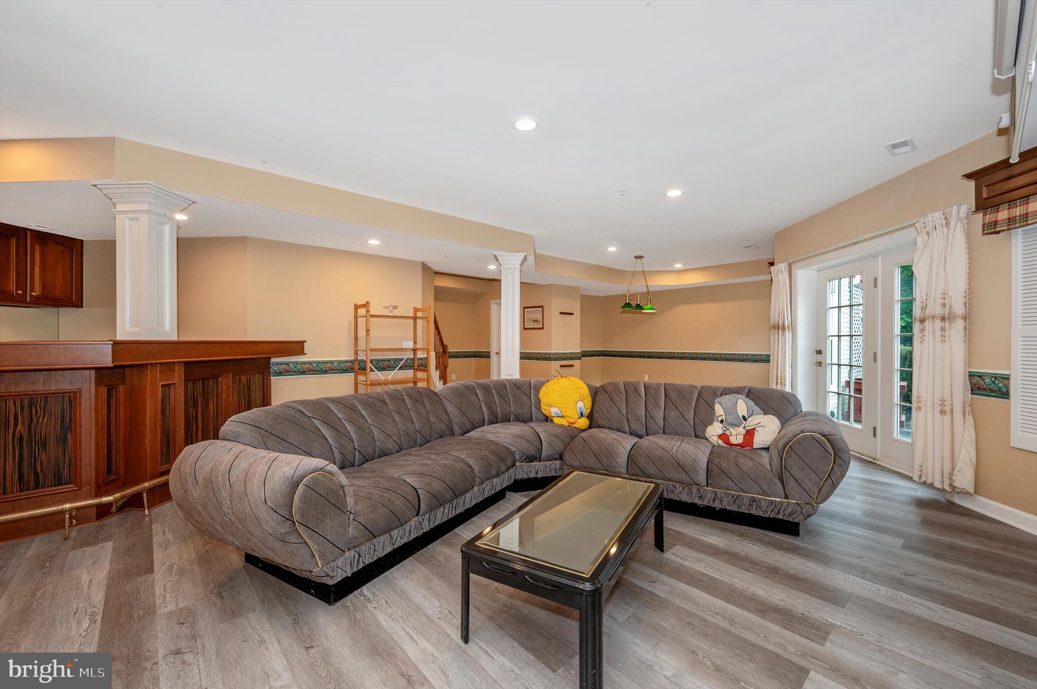 STONEY CREEK ESTATES - Residential