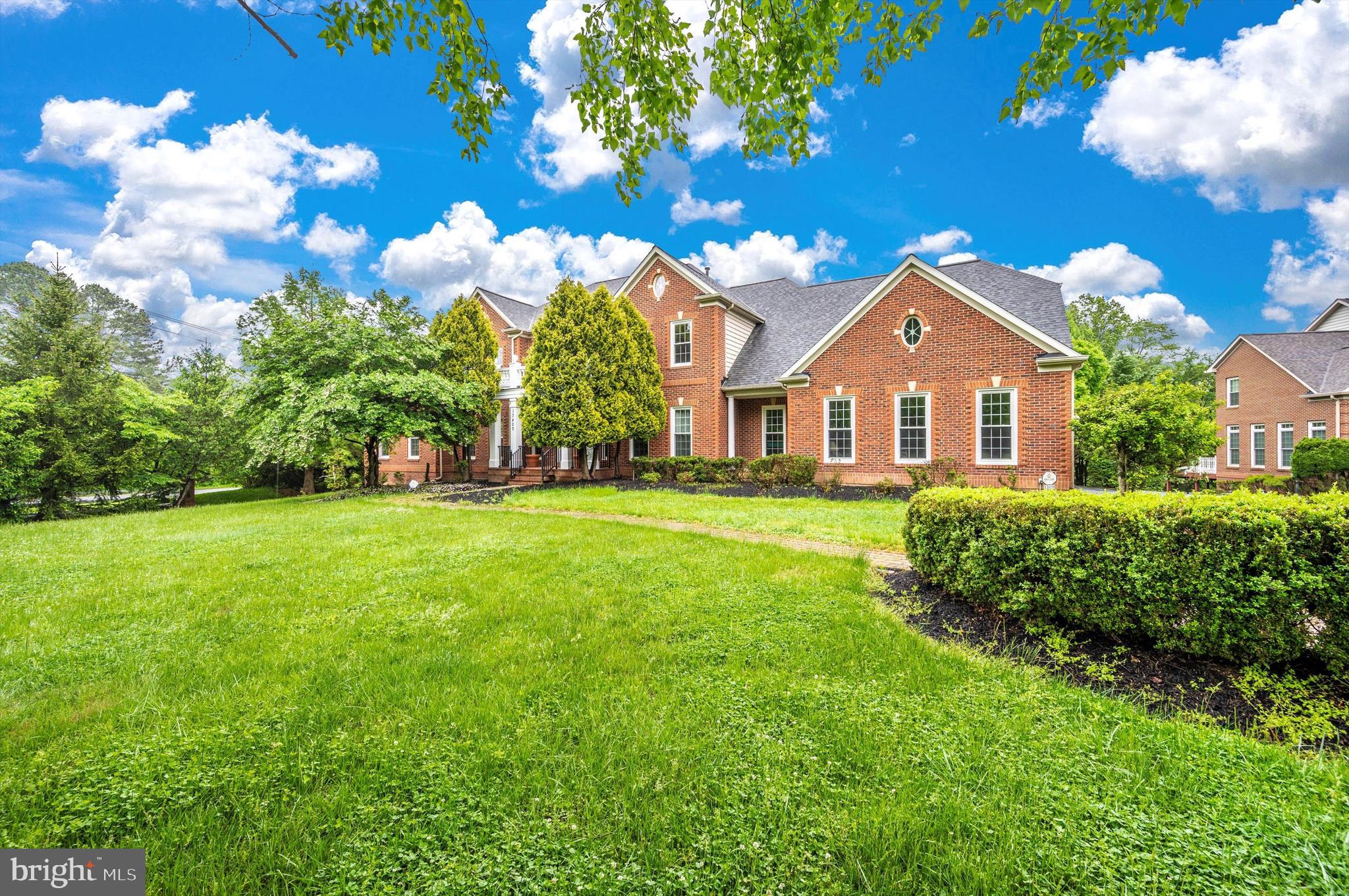 STONEY CREEK ESTATES - Residential