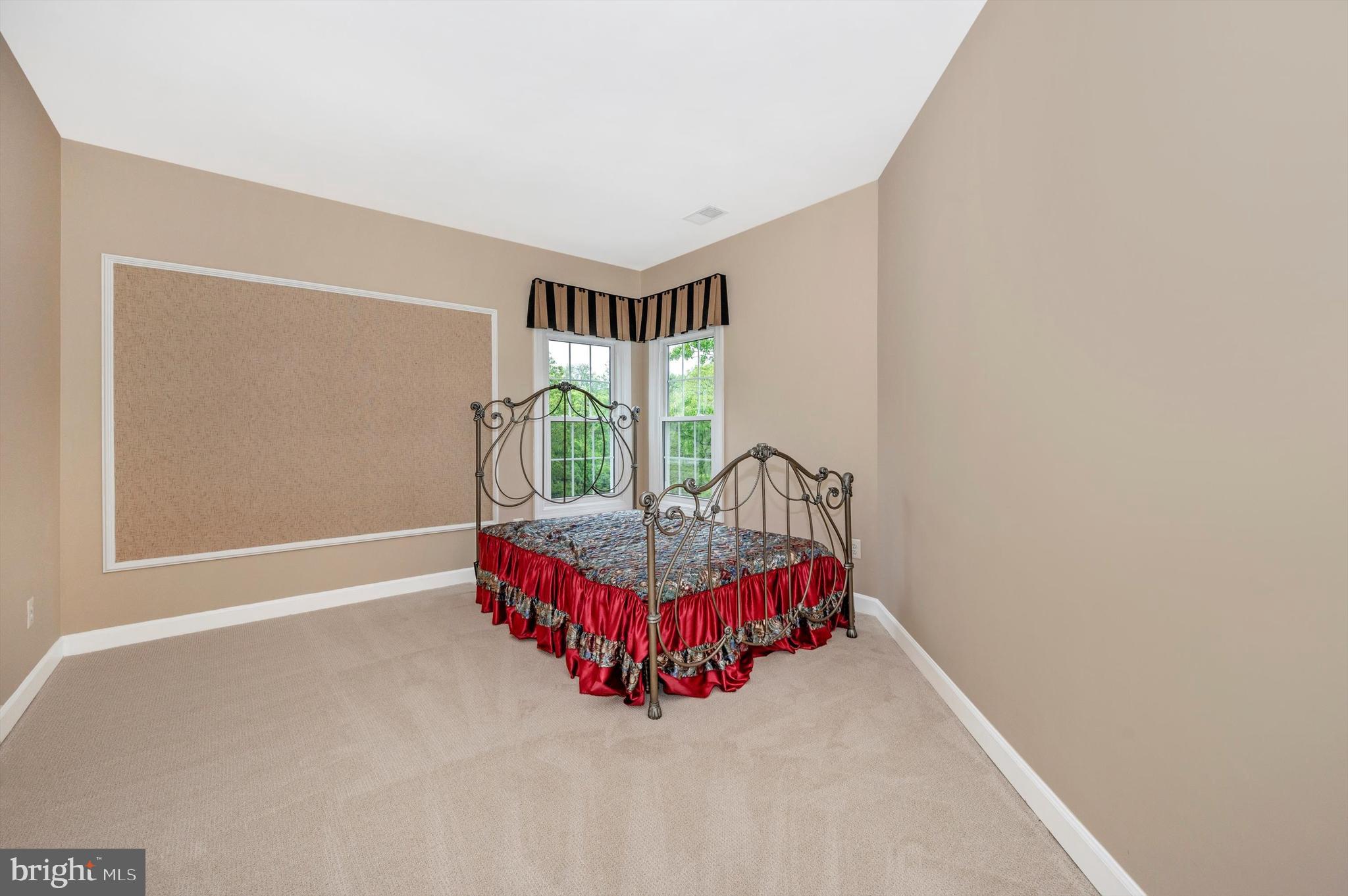 STONEY CREEK ESTATES - Residential