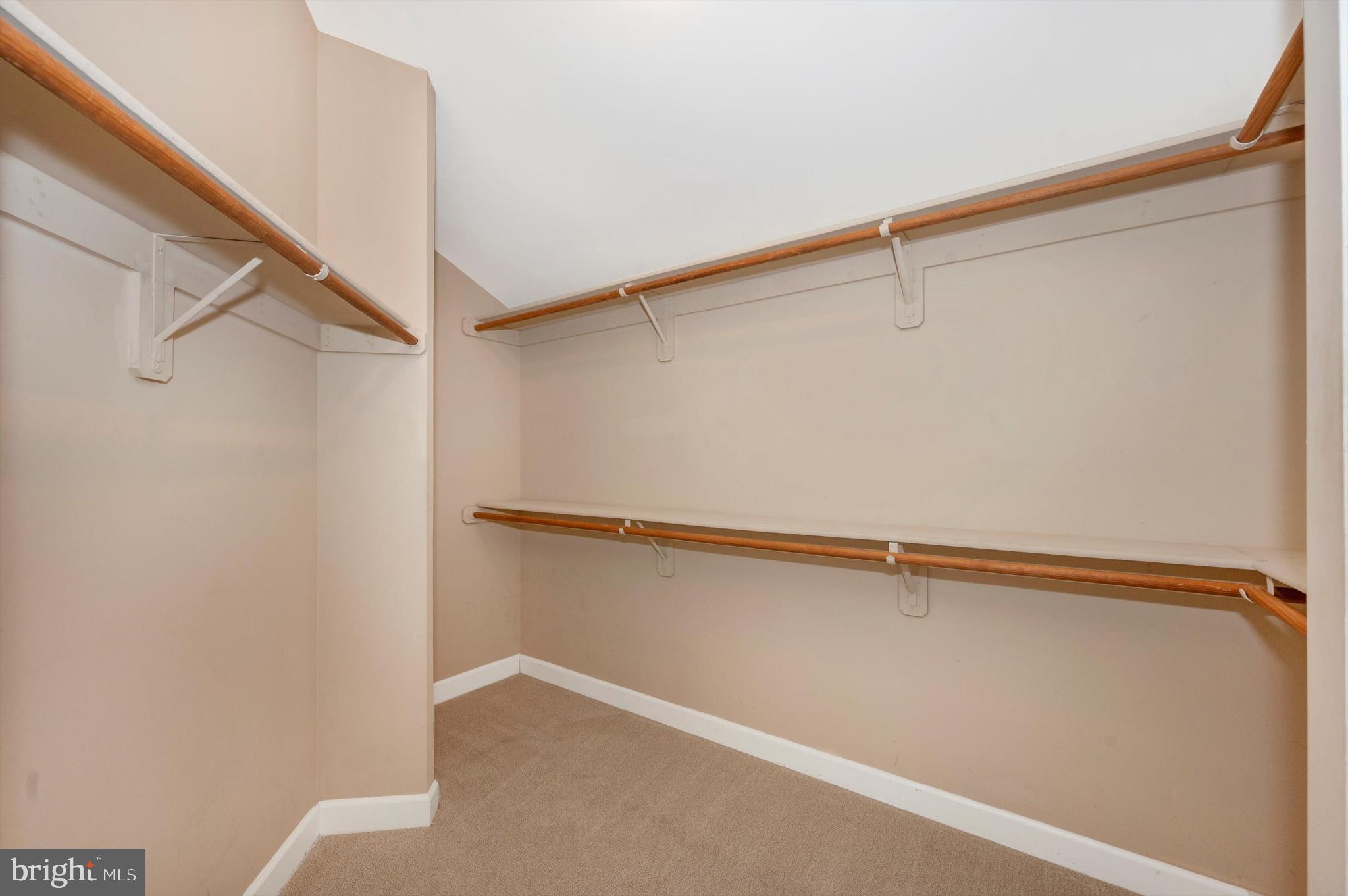 STONEY CREEK ESTATES - Residential