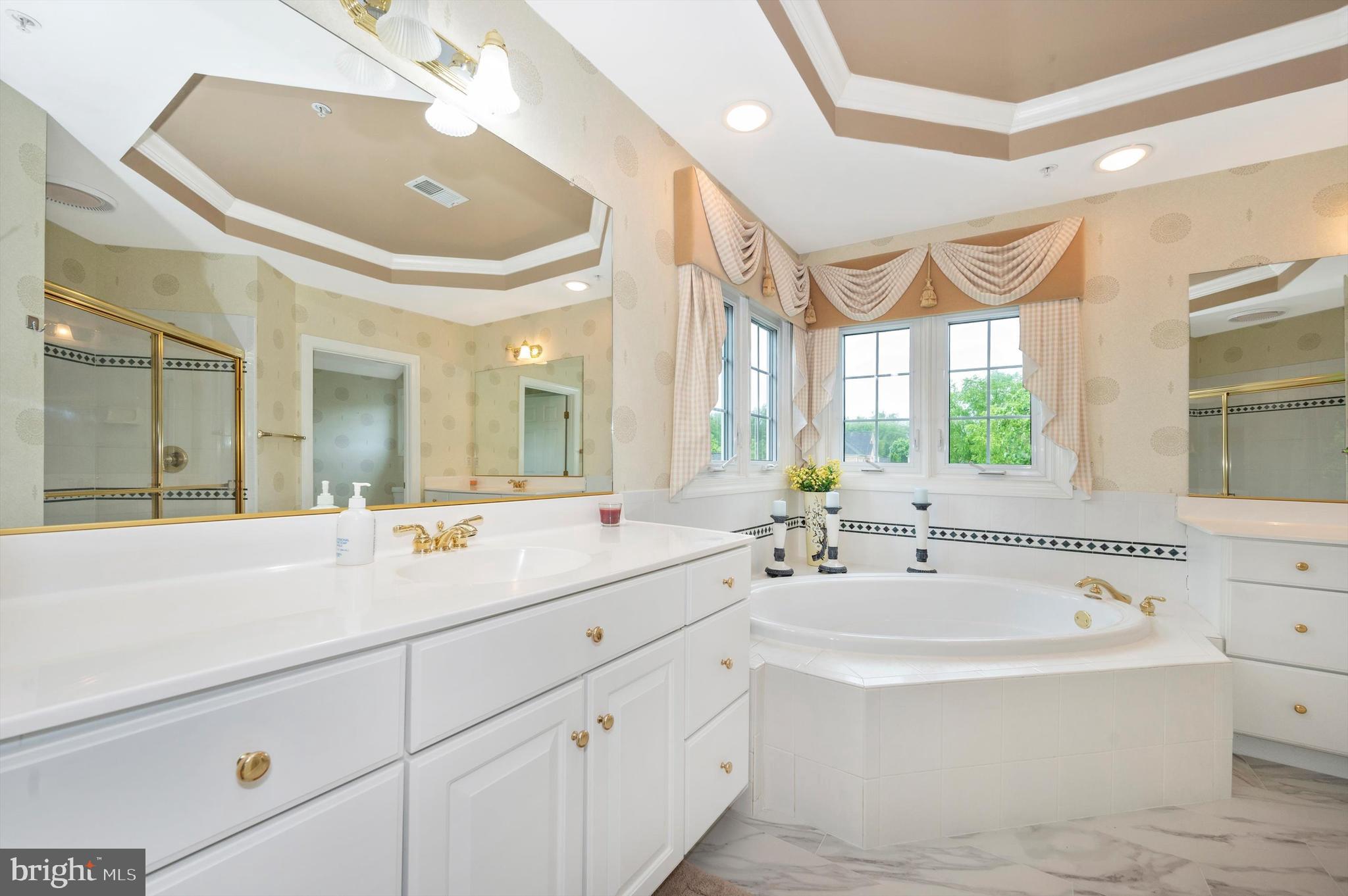 STONEY CREEK ESTATES - Residential