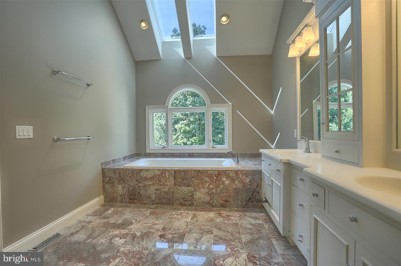 PARK HILLS - Residential