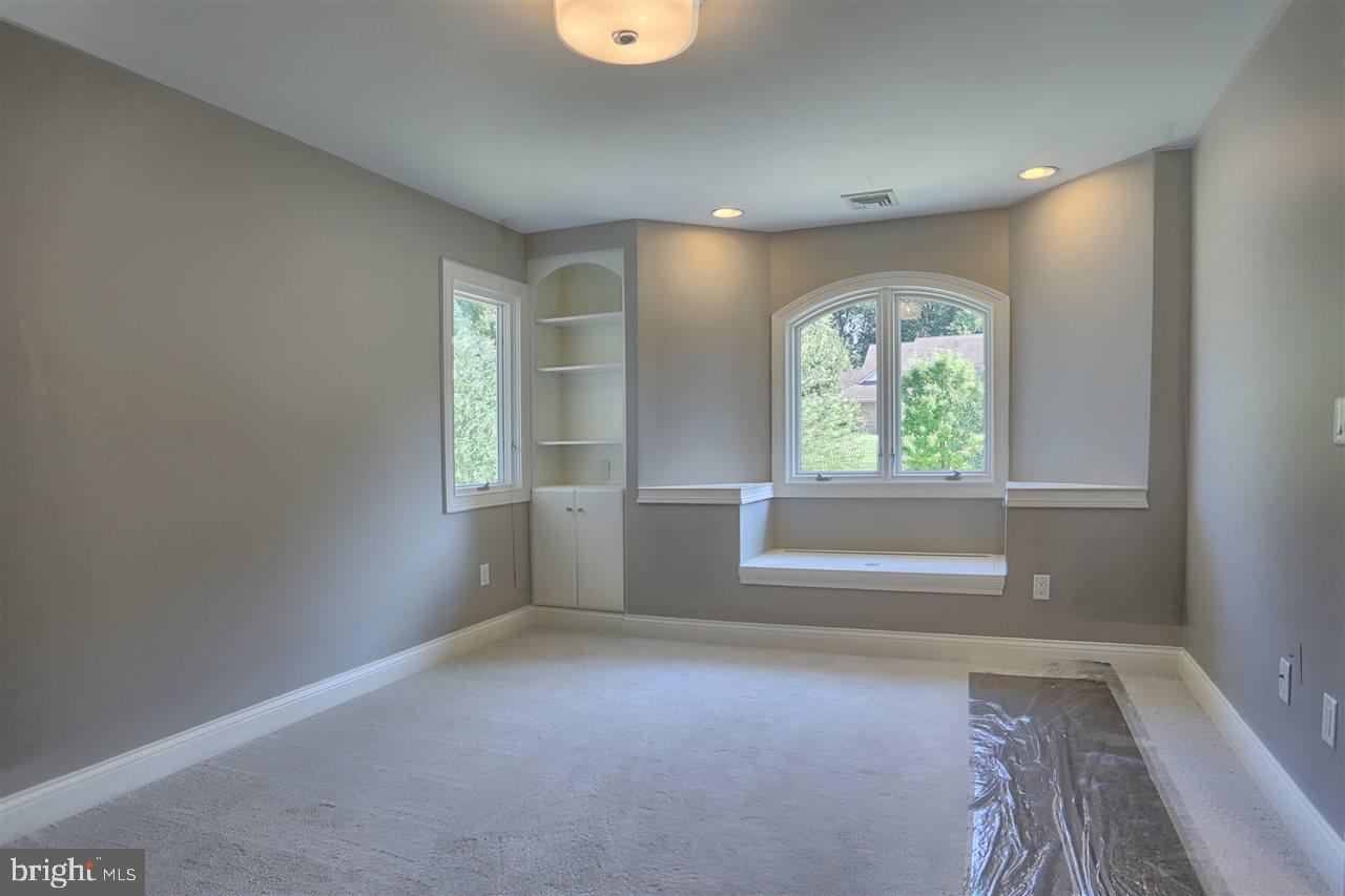 PARK HILLS - Residential