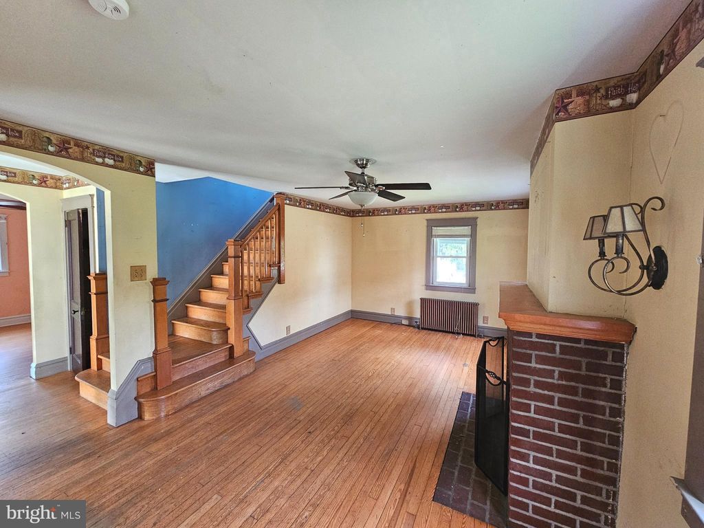 Photo of 630 S Thirteenth Street, Columbia, PA 17512 (MLS # PALA2036226)