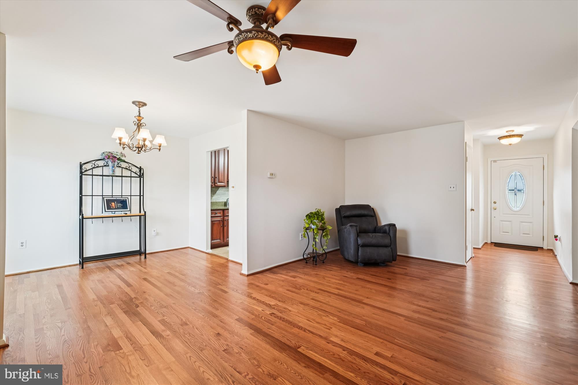 FLOWER HILL - Residential