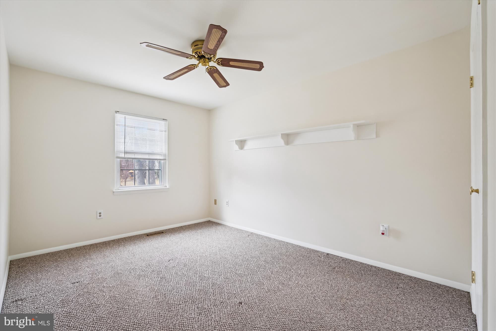 FLOWER HILL - Residential