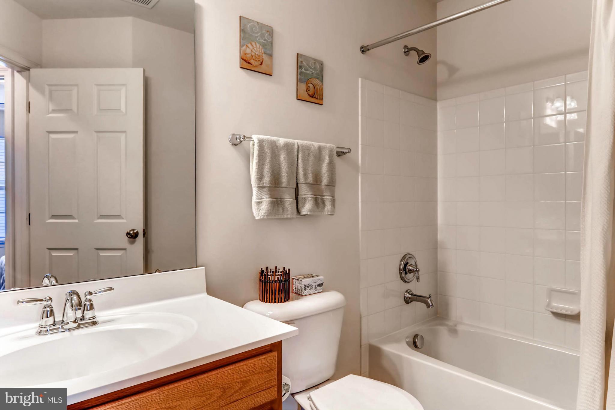 BELMONT STATION - Residential