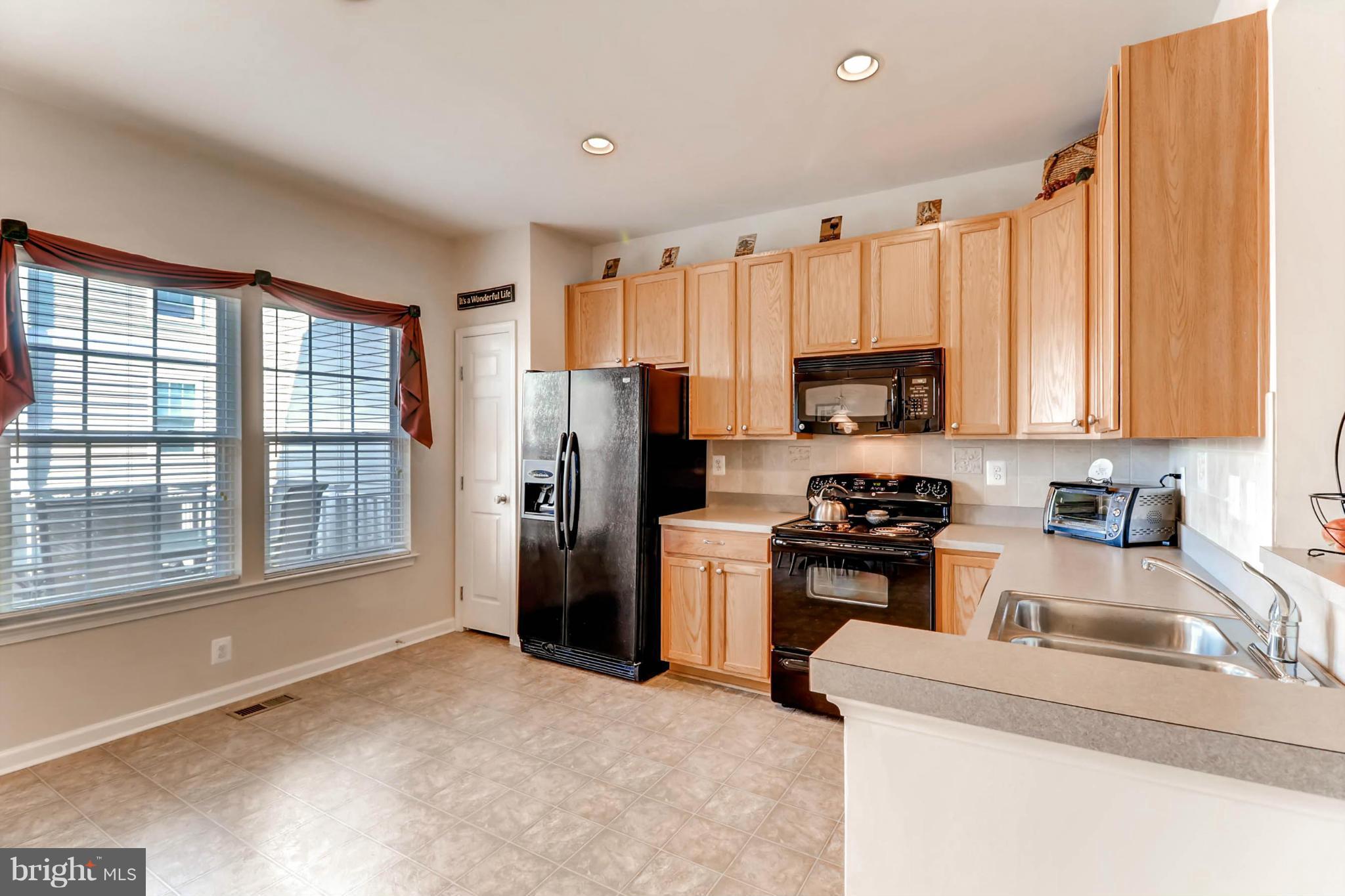 BELMONT STATION - Residential