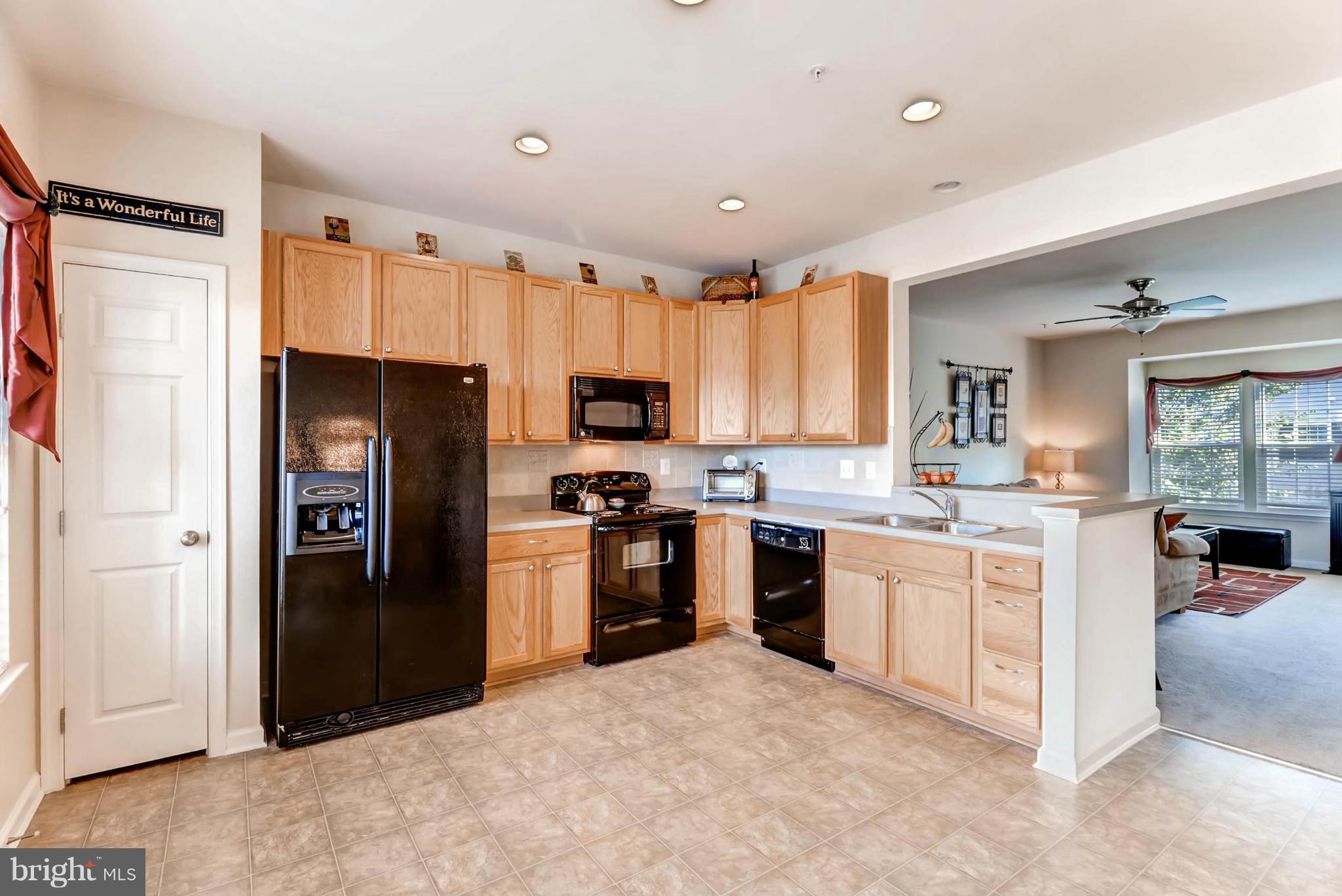 BELMONT STATION - Residential