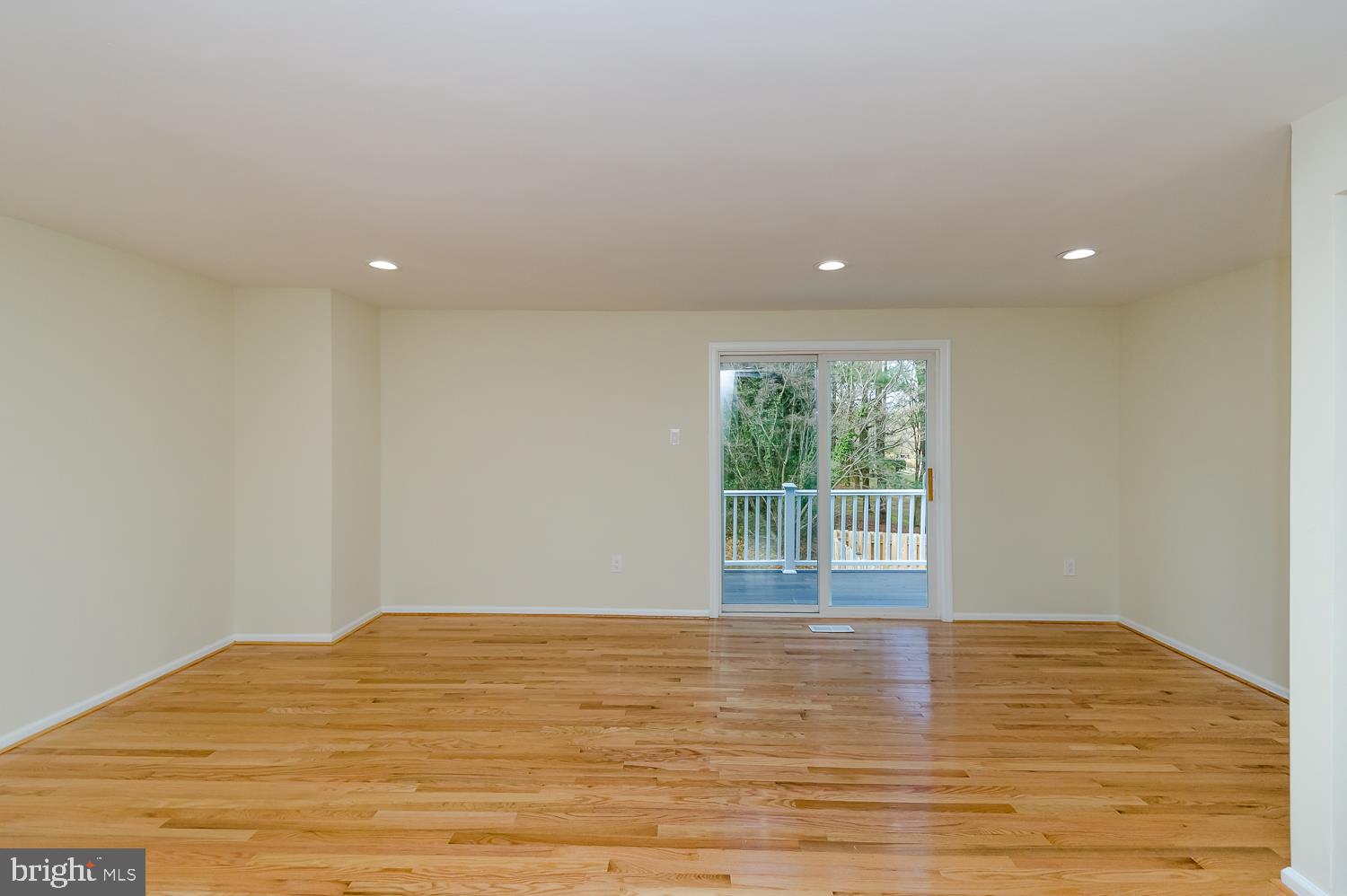 ULMSTEAD GARDENS - Residential