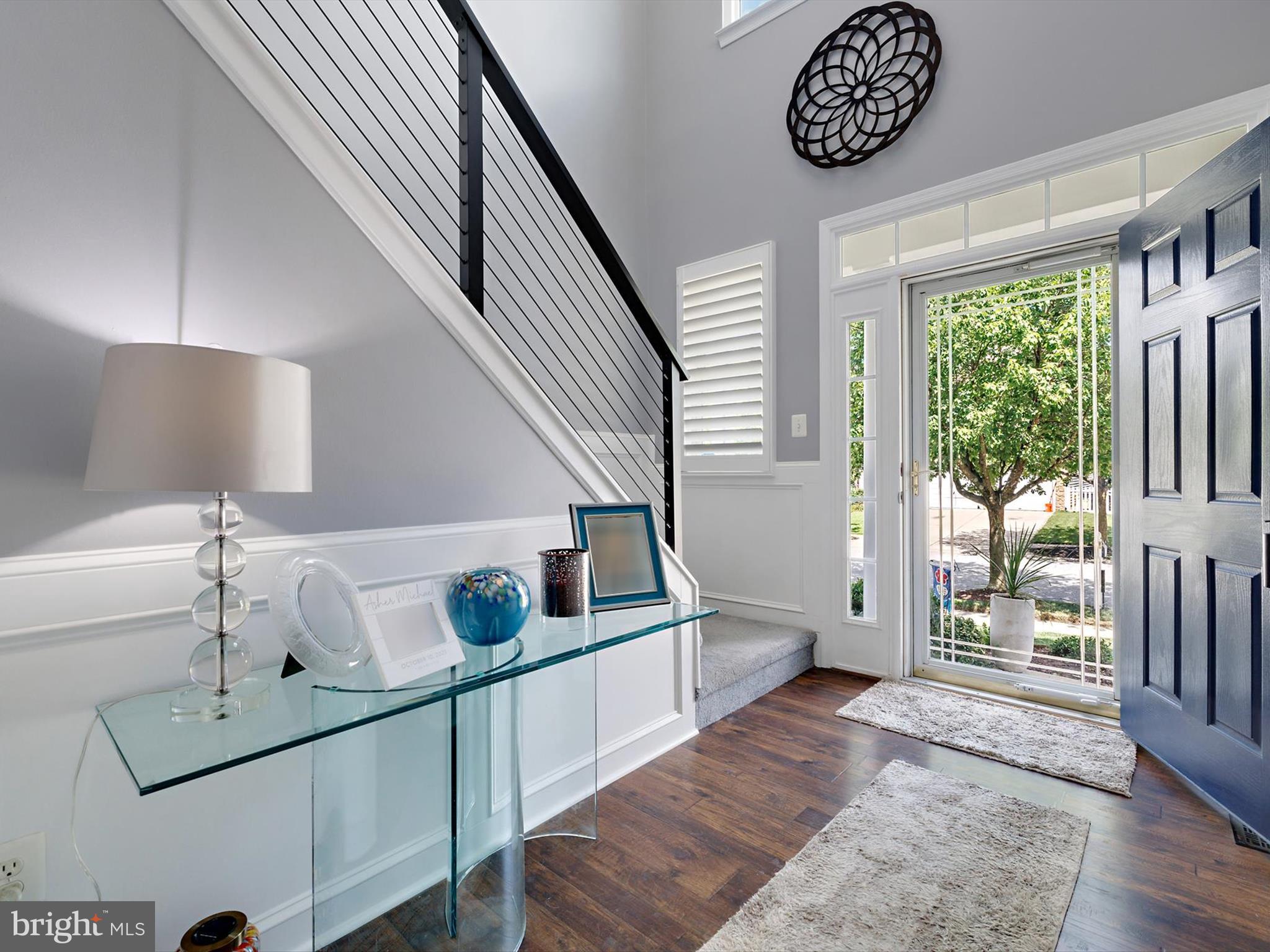 8037 FLORA LANE