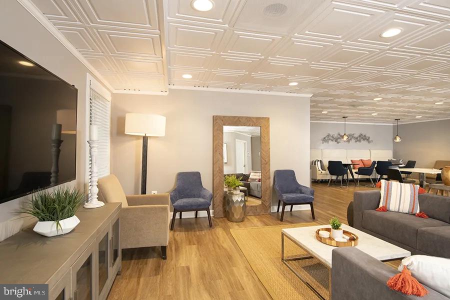 ROCKVILLE - Residential Lease