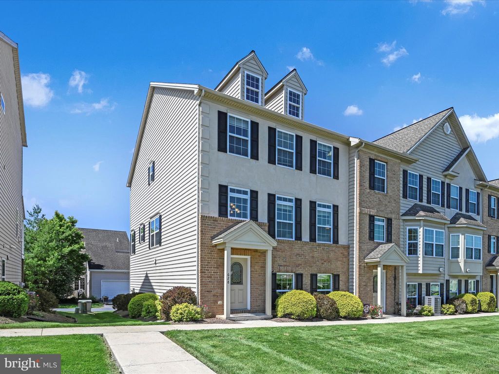 Photo of 628 Petersburg Road, LANCASTER, PA 17601 (MLS # PALA2071076)