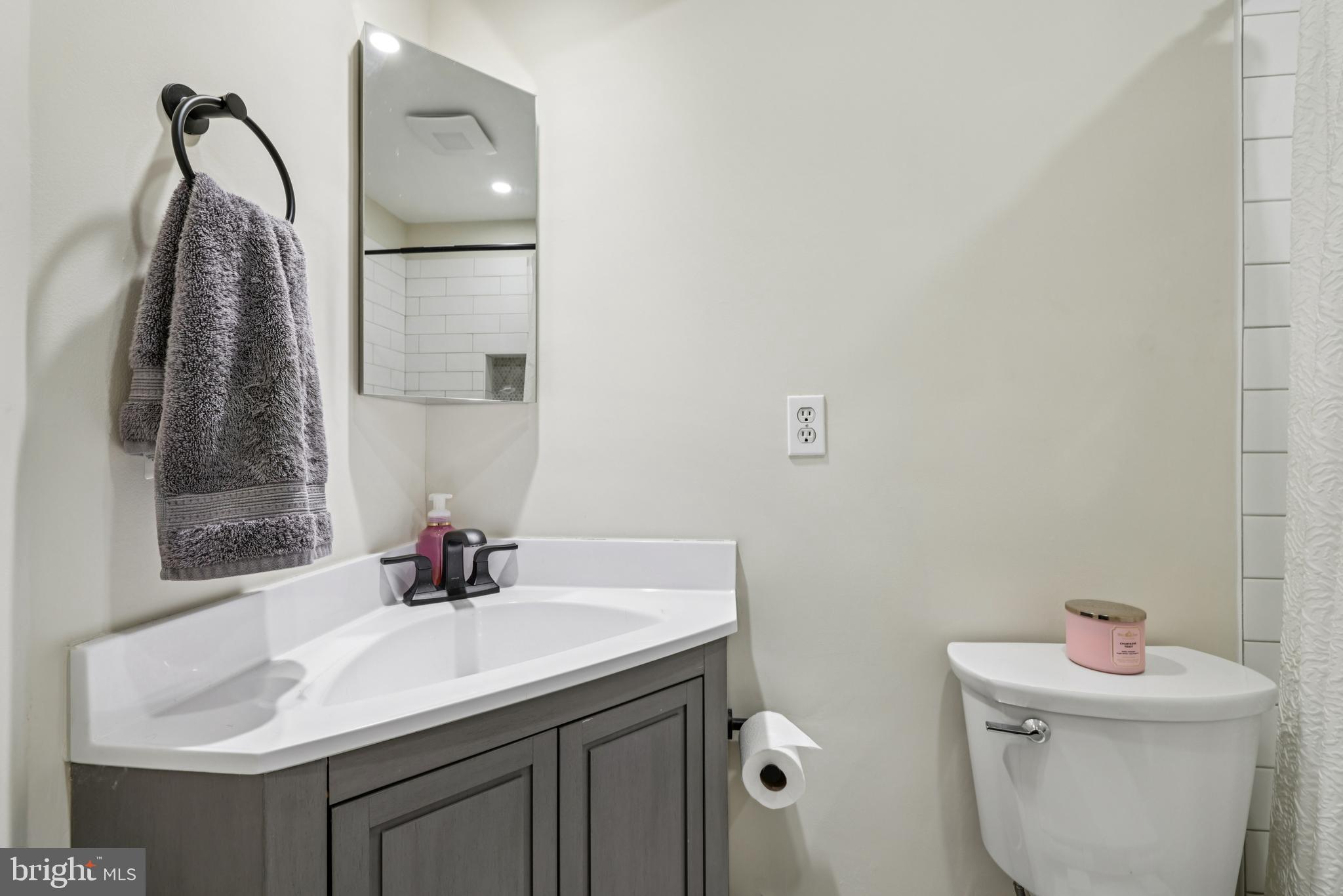 WOODS LANDING - Residential