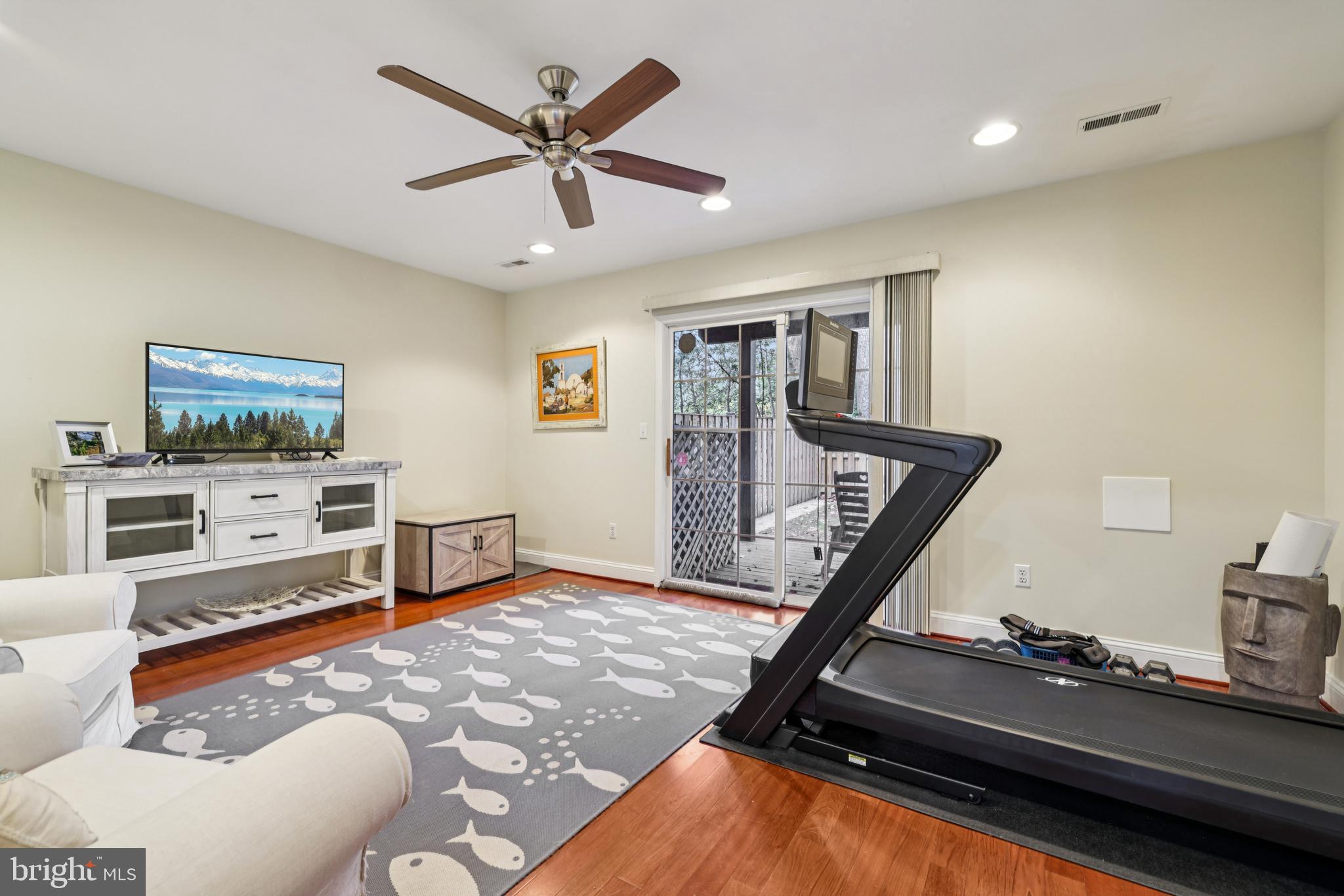 WOODS LANDING - Residential