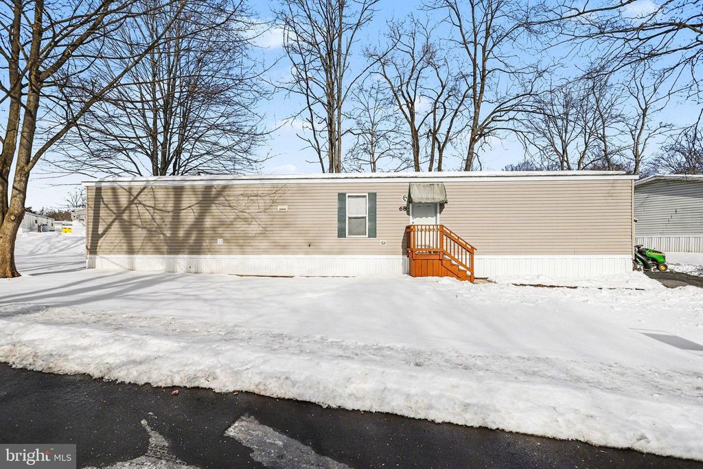 Photo of 700 Salem Road #68, ETTERS, PA 17319 (MLS # PAYK2097318)