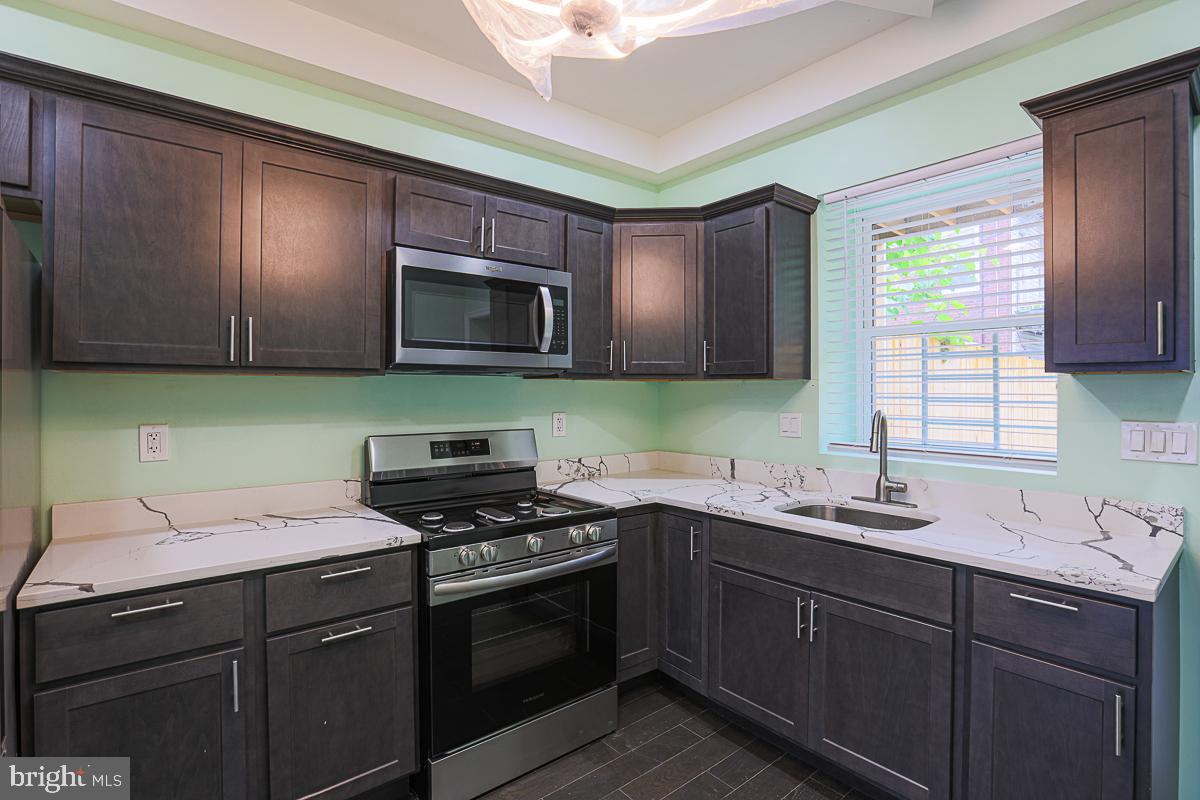 OVERLEA - Residential