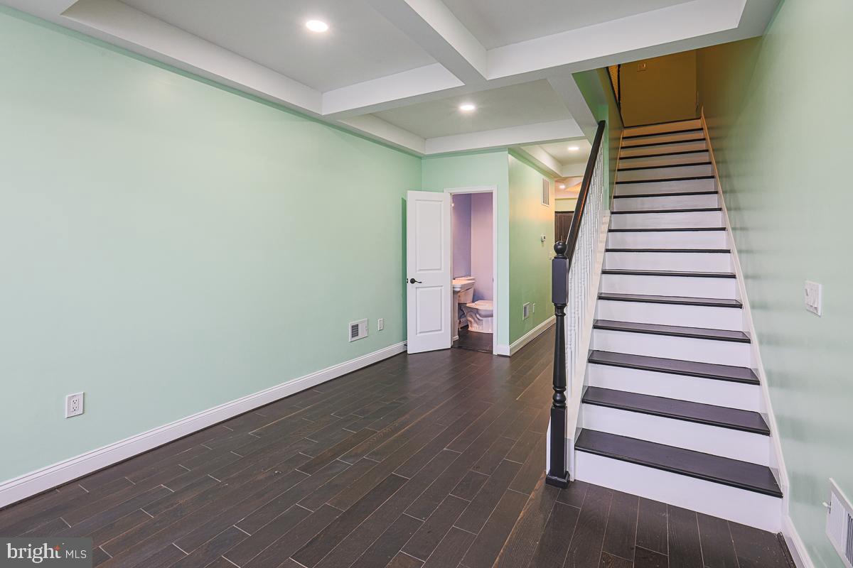 OVERLEA - Residential