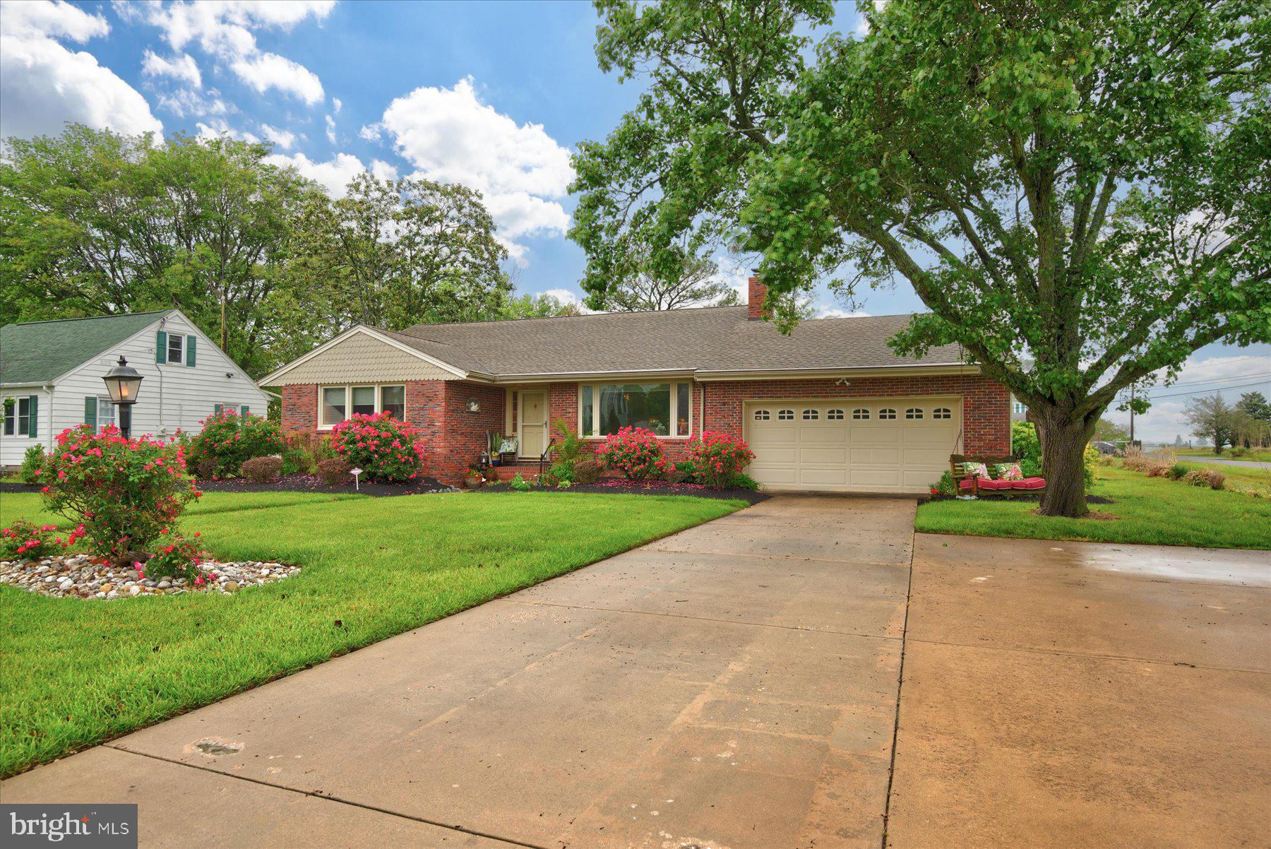 1 SOMERSET AVENUE