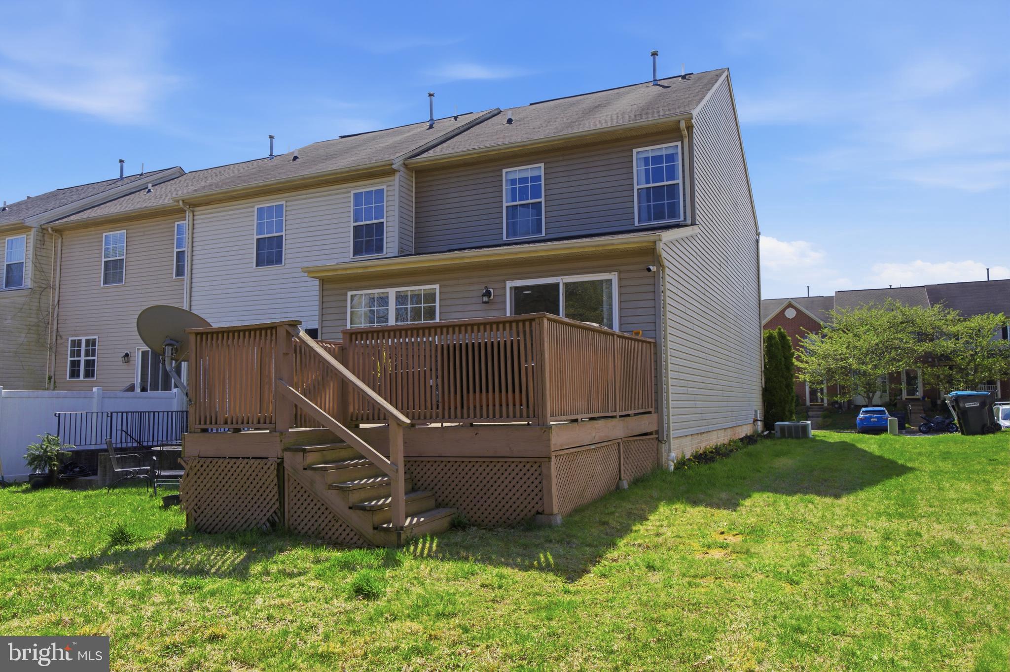 AUTUMN RUN - Residential