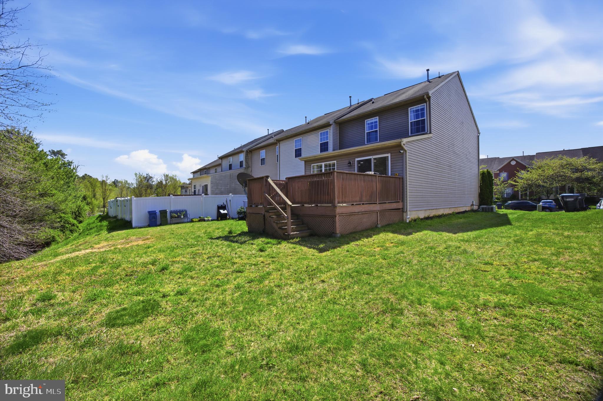 AUTUMN RUN - Residential