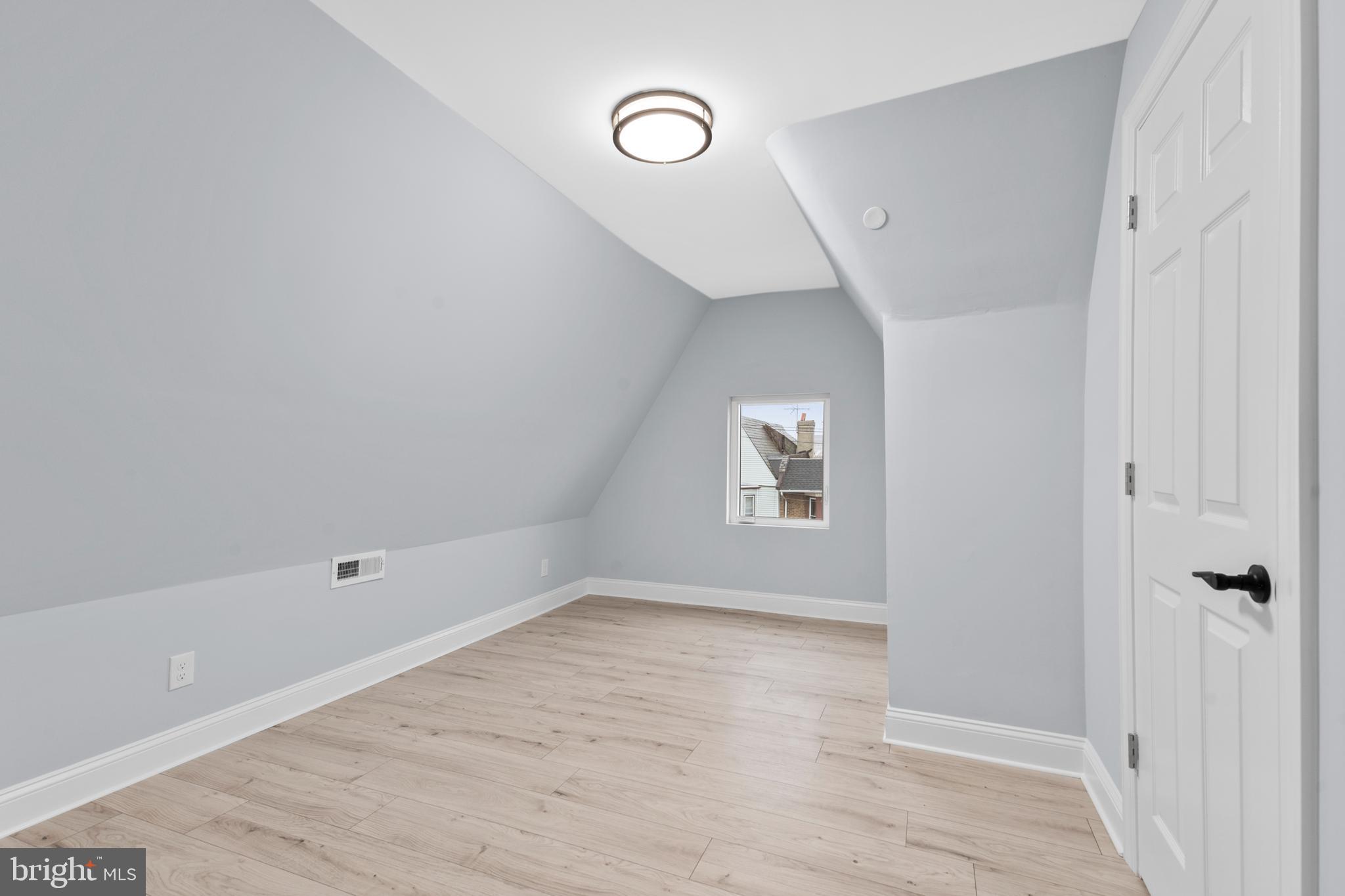 HUNTING PARK - Residential