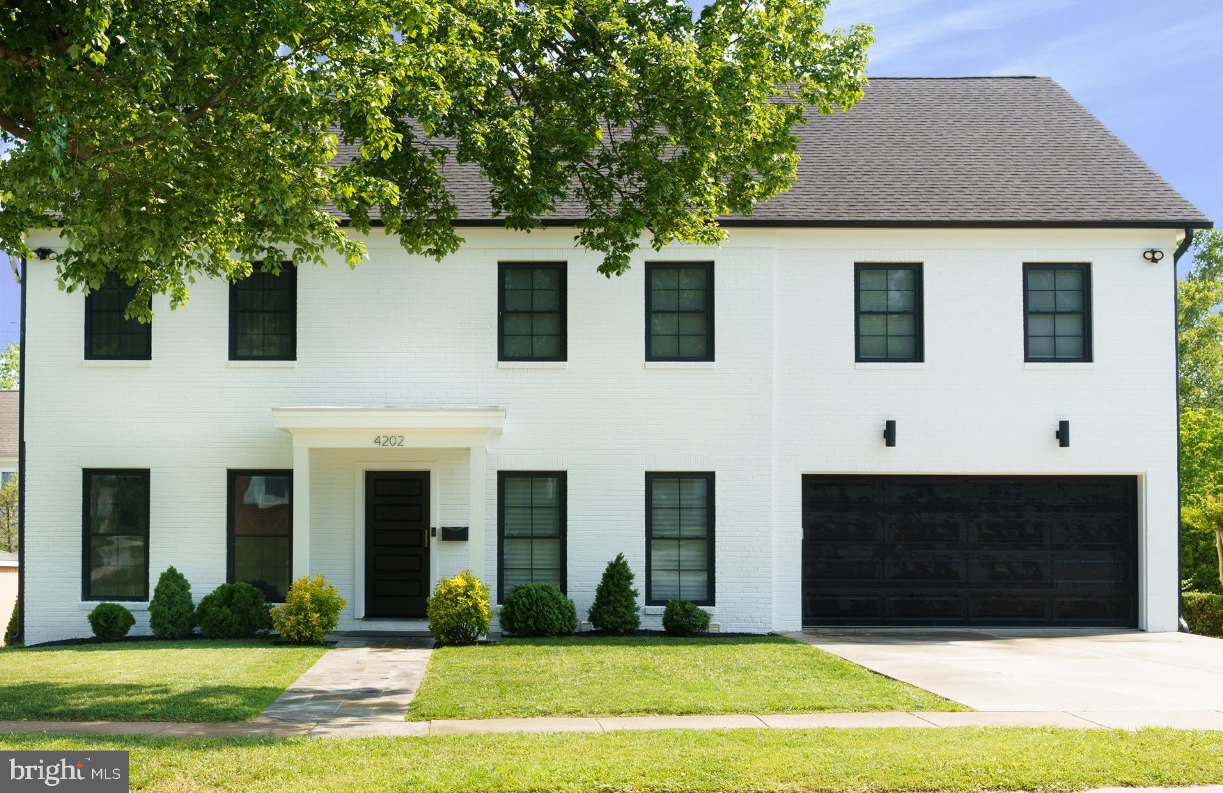 KENSINGTON ESTATES - Residential