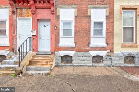 Photo of 227 Hummel Street, HARRISBURG, PA 17104 (MLS # PADA2065146)
