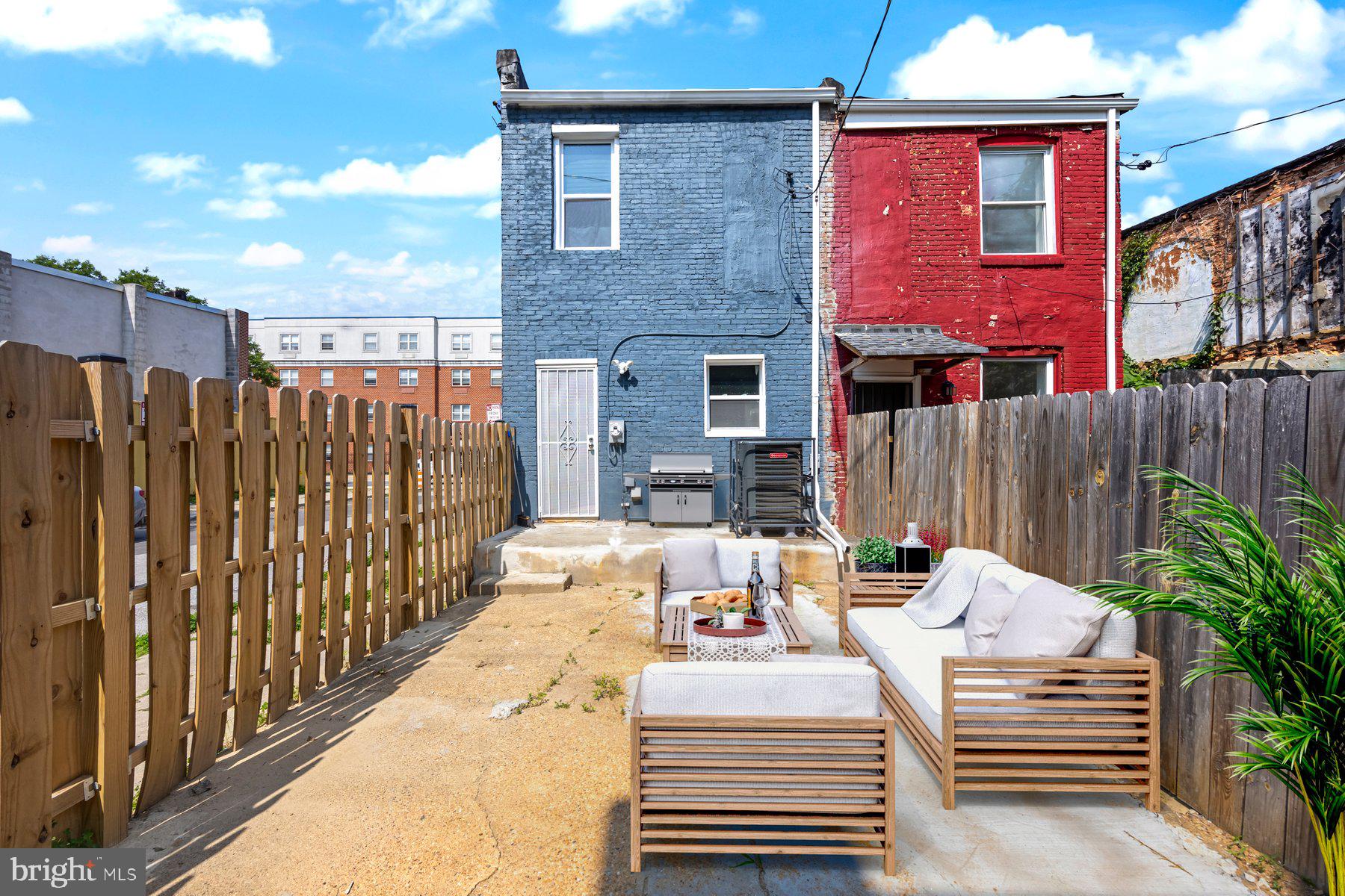 LEXINGTON - Residential