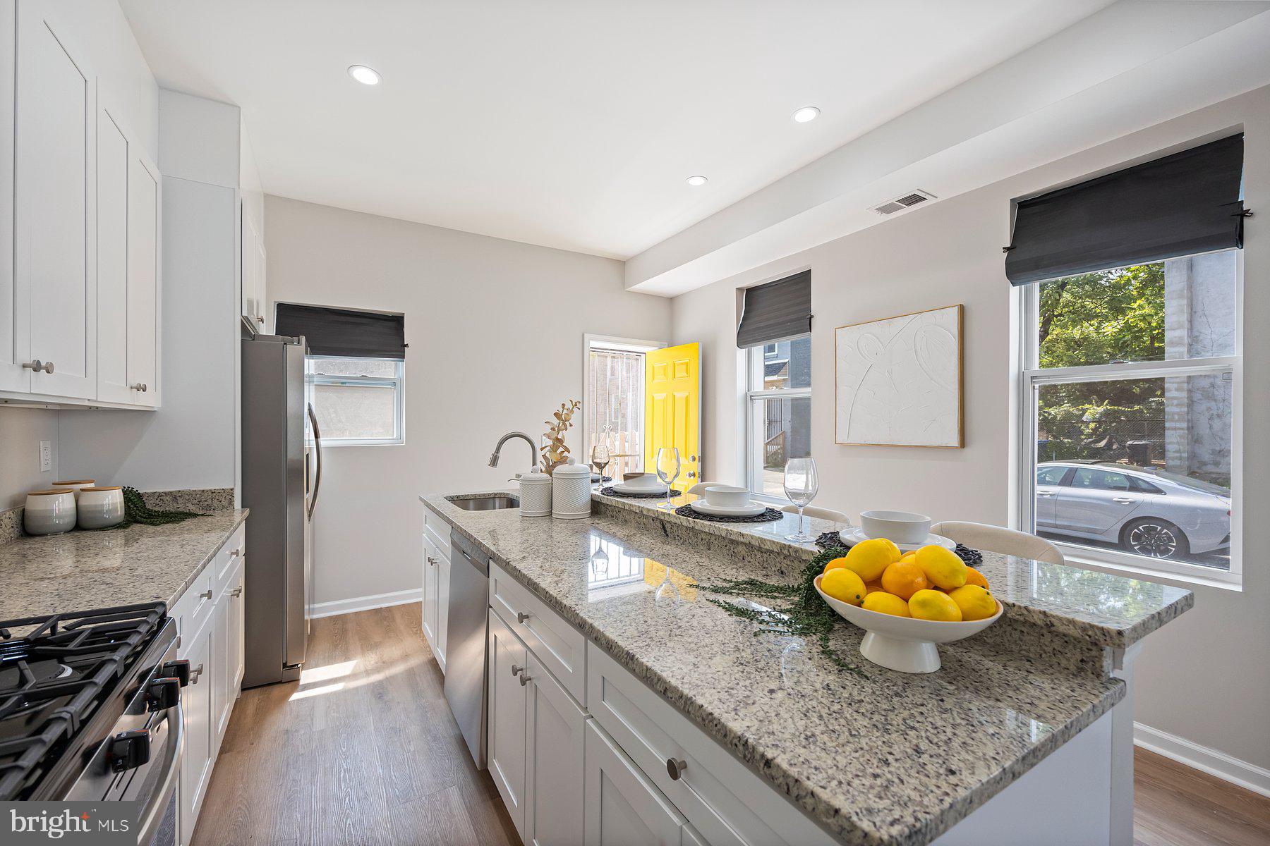 LEXINGTON - Residential