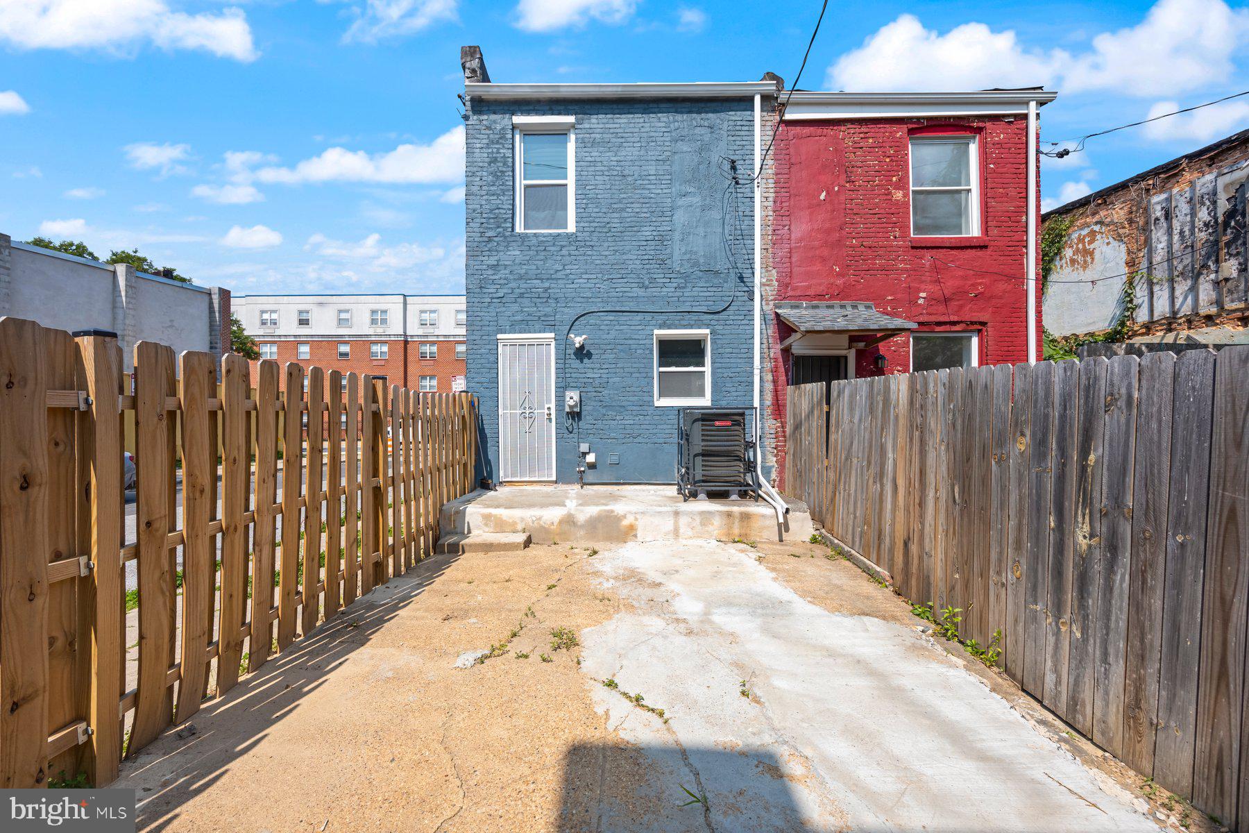 LEXINGTON - Residential