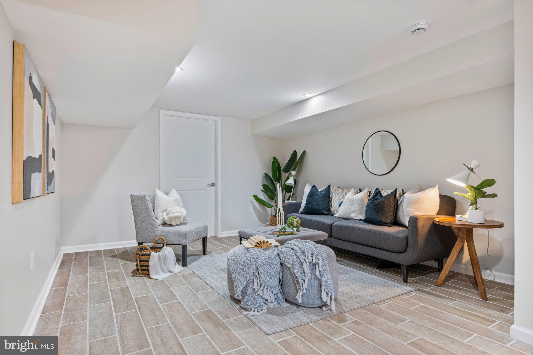 LEXINGTON - Residential