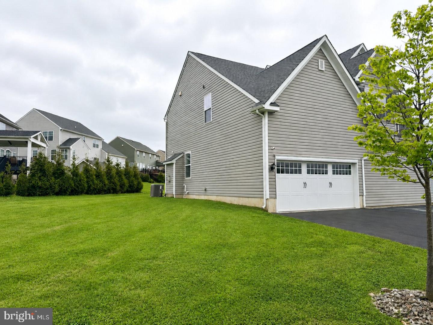 MARKLEY FARM - Residential