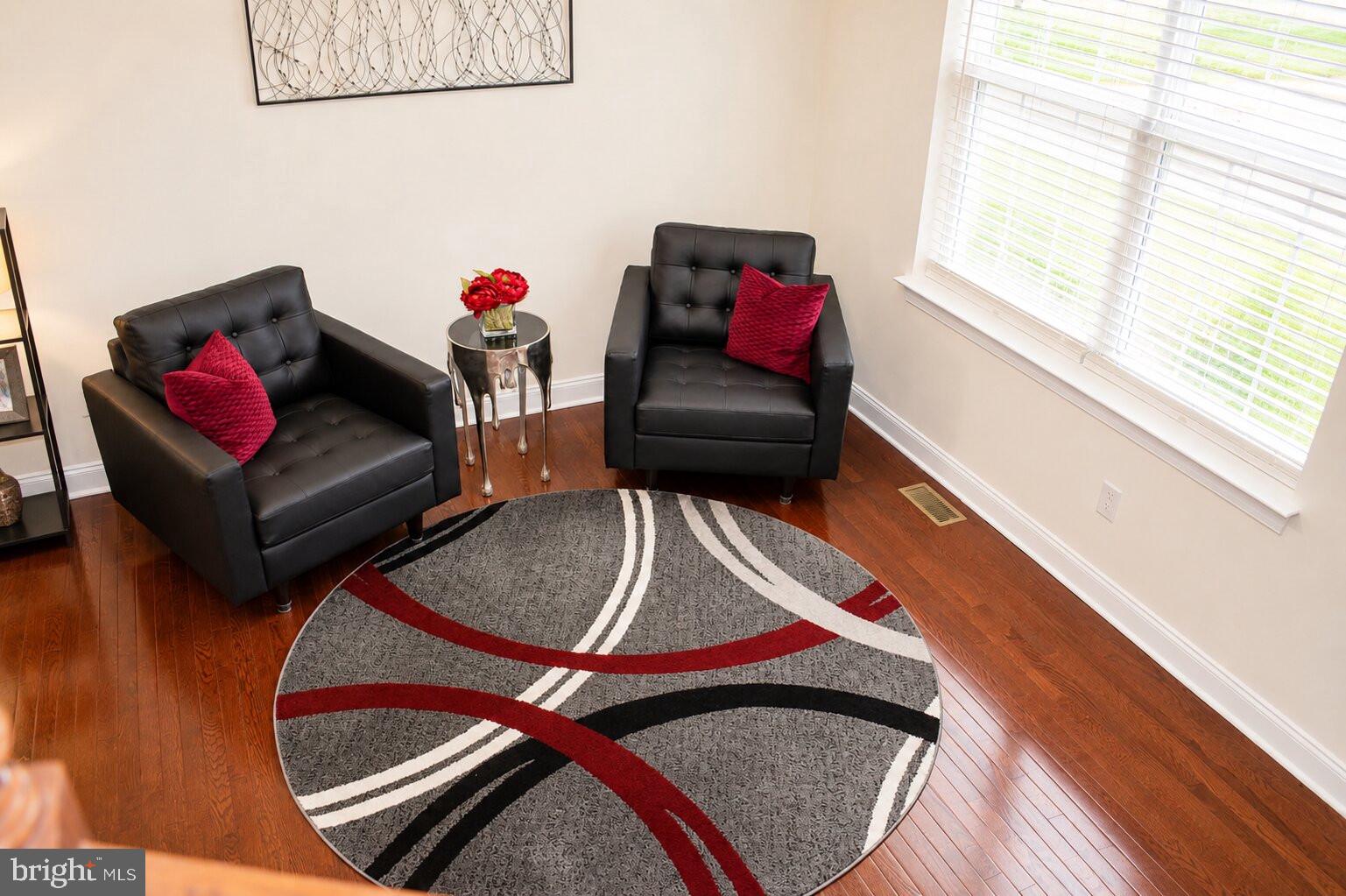 MARKLEY FARM - Residential