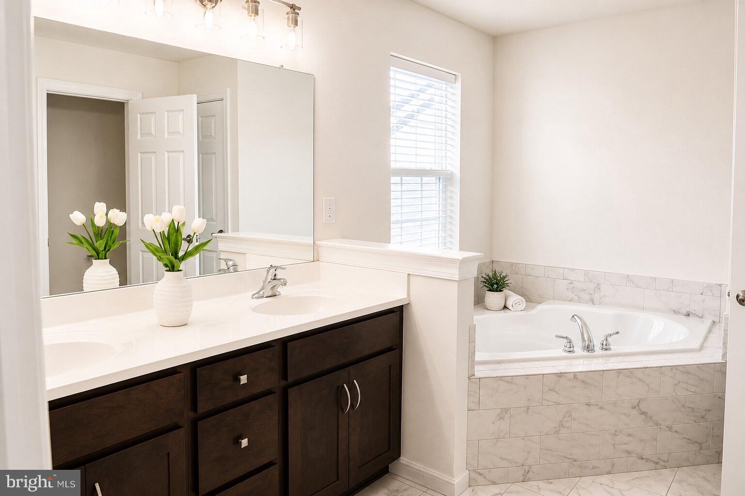 MARKLEY FARM - Residential