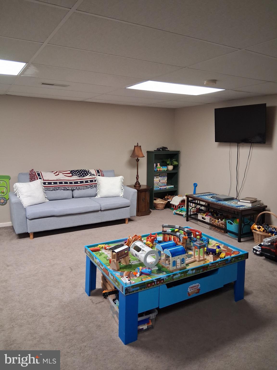 MEADOW VIEW ESTATES - Residential