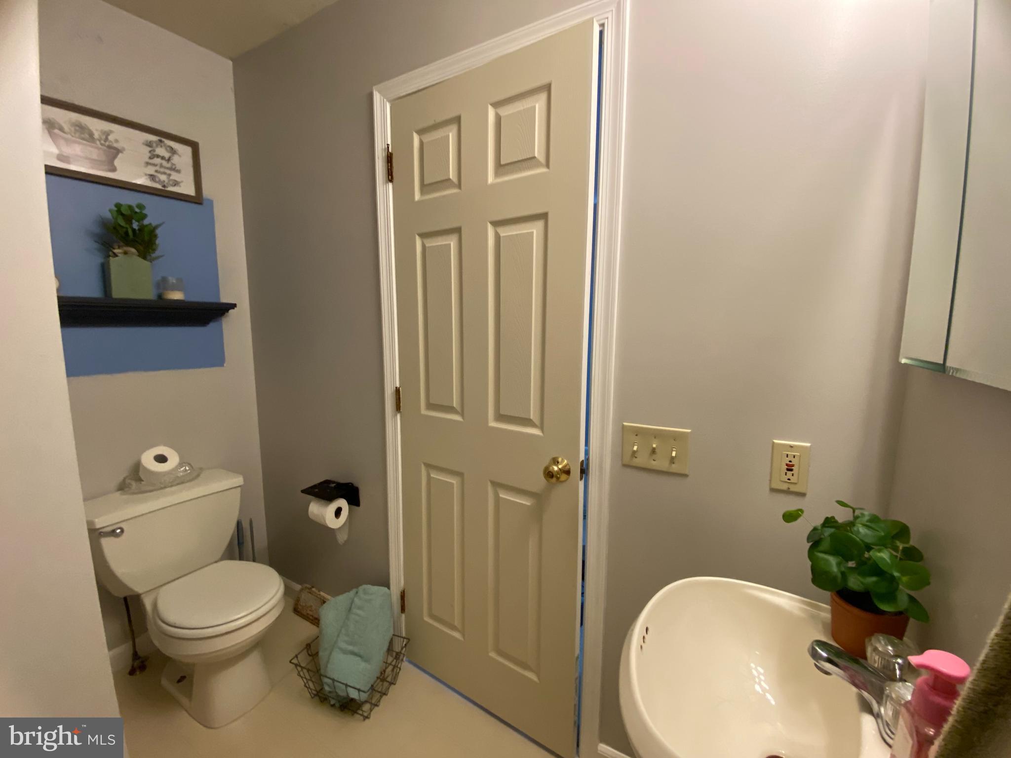 MEADOW VIEW ESTATES - Residential