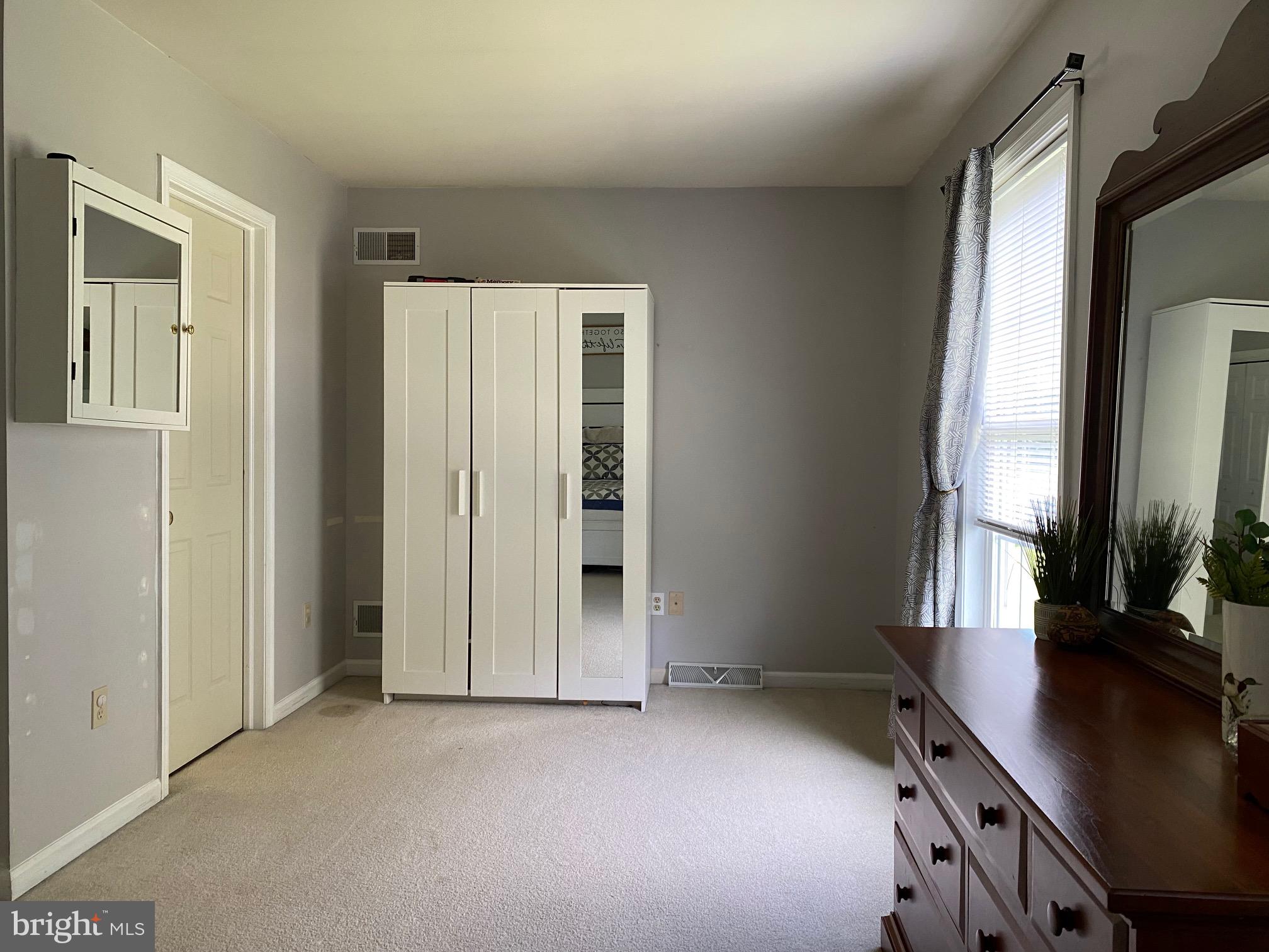 MEADOW VIEW ESTATES - Residential