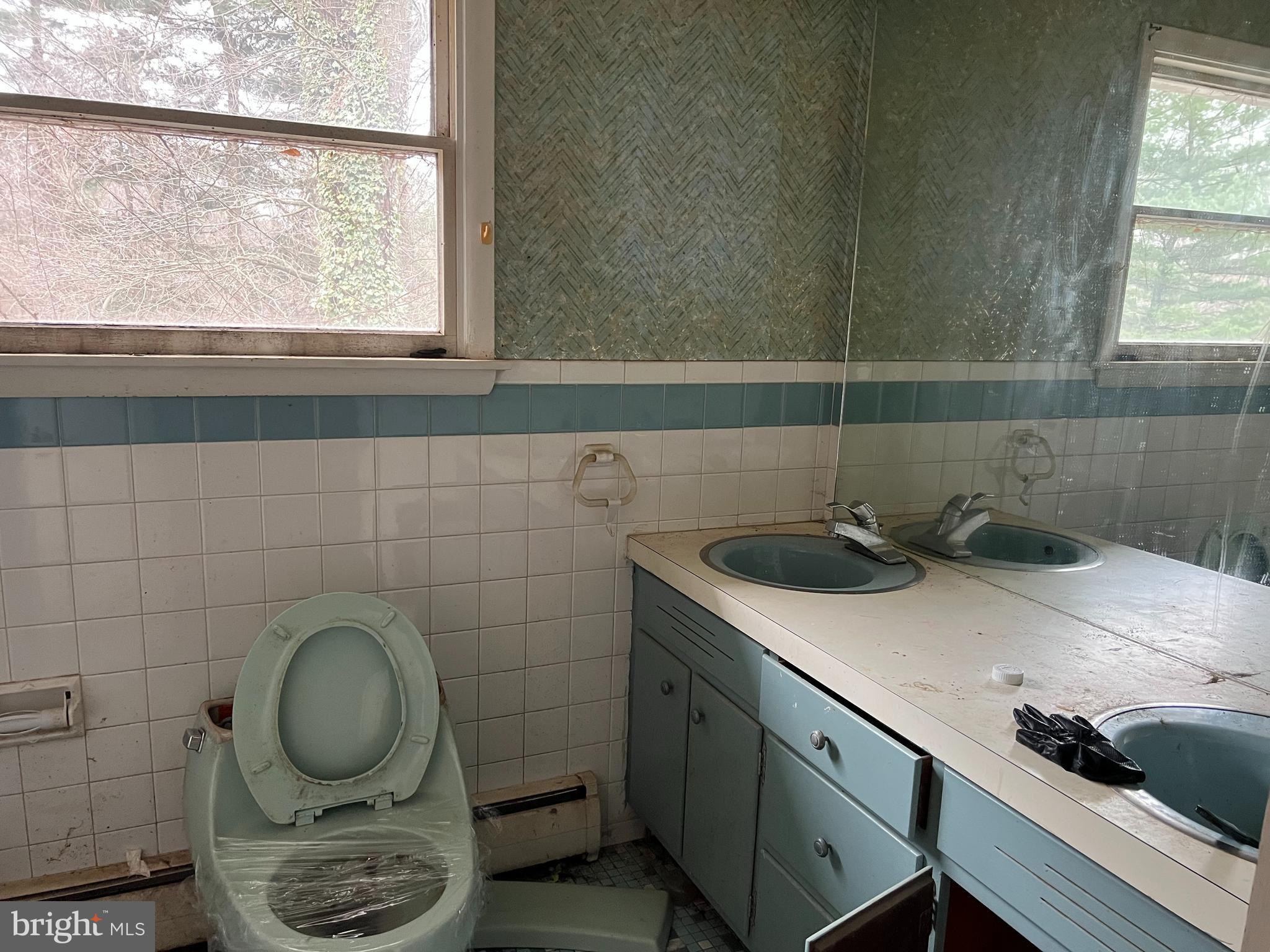 PENNSBORO MANOR - Residential