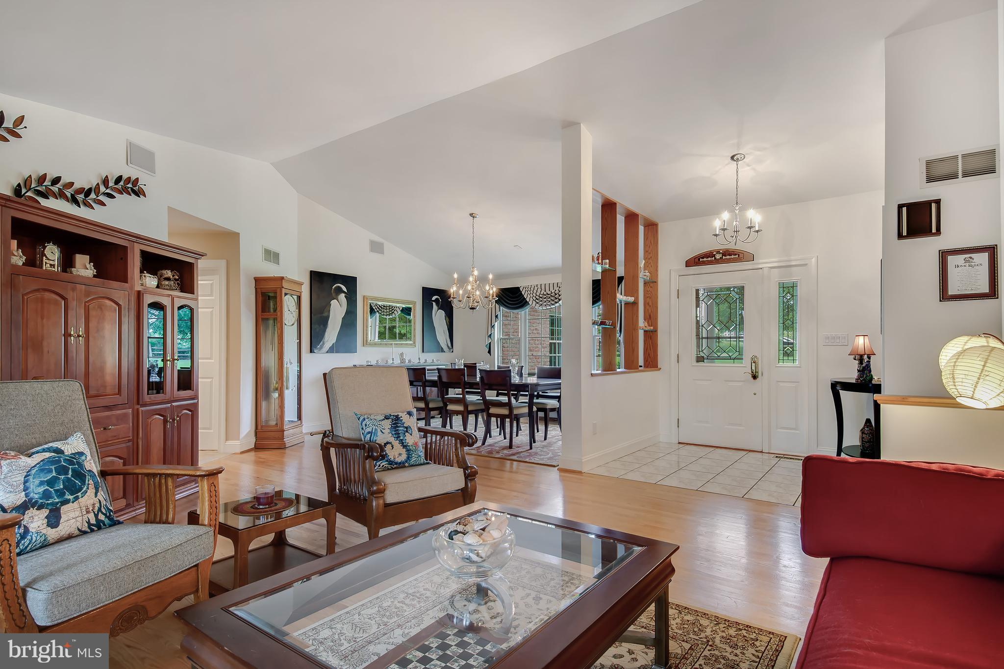 CHEWS MANOR - Residential