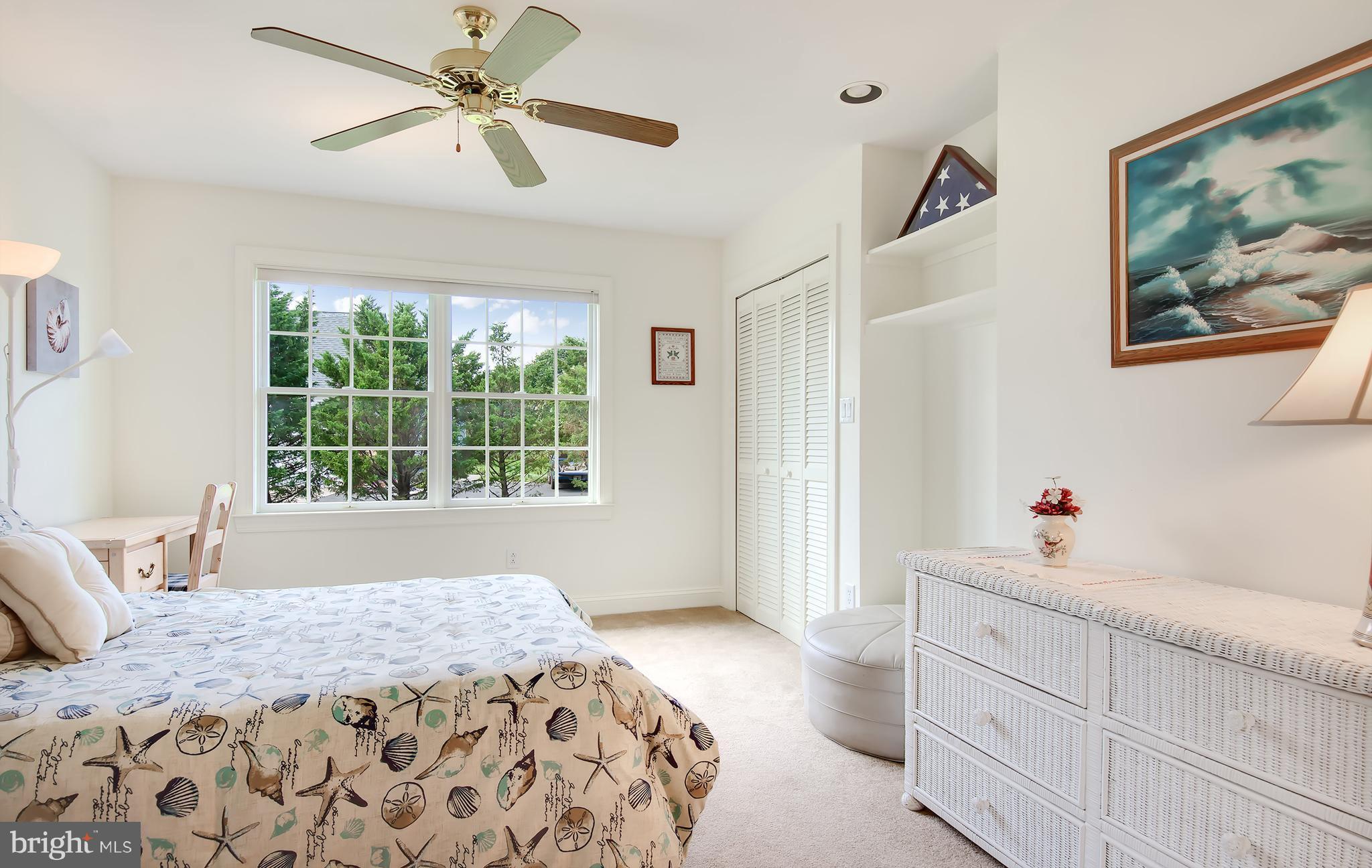 CHEWS MANOR - Residential