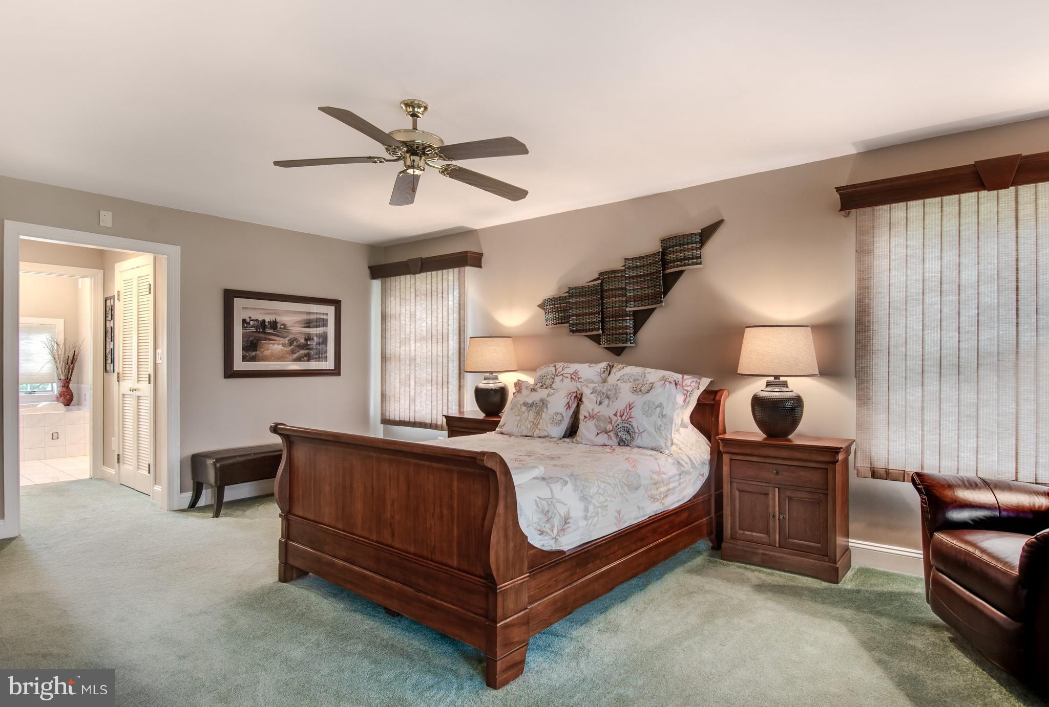 CHEWS MANOR - Residential