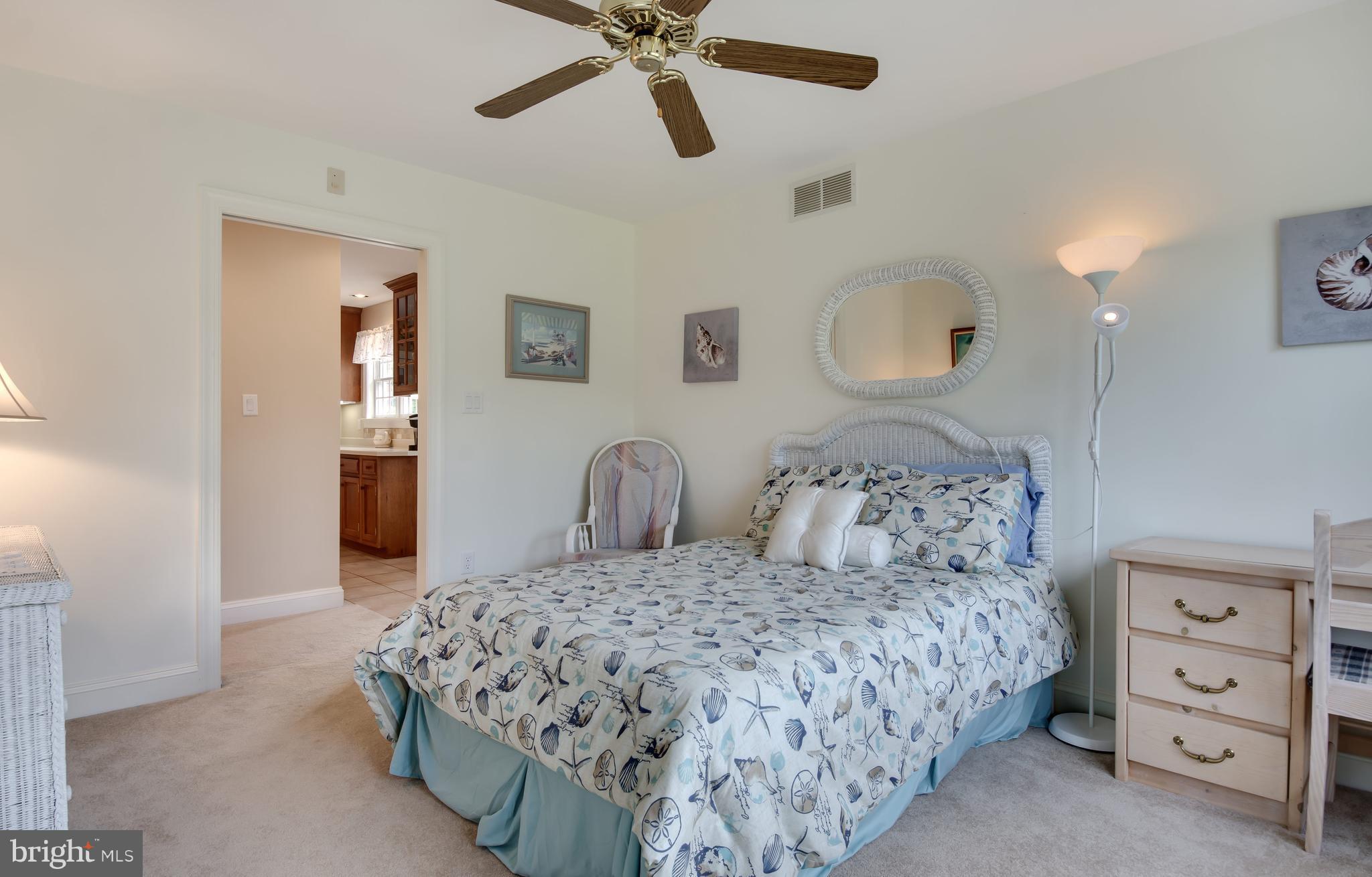 CHEWS MANOR - Residential