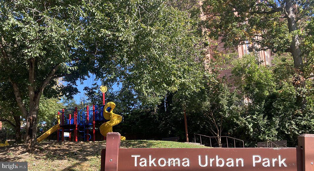 TAKOMA PARK - Residential