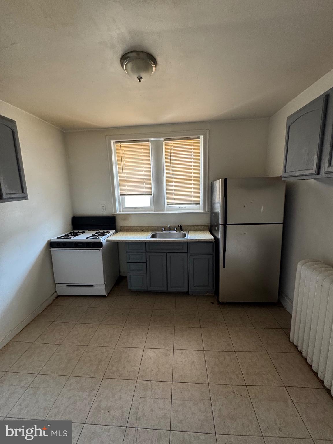 PHILADELPHIA - Residential