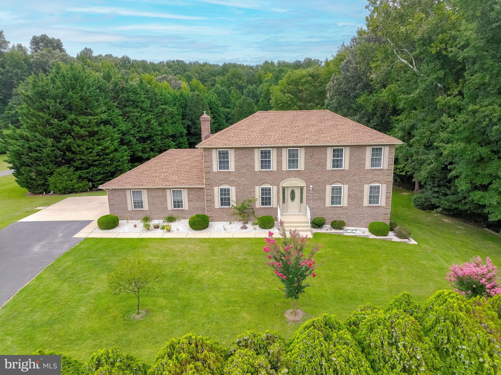 HUNTING LAKE - Residential
