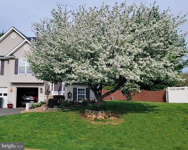 BRIAR RUN - Residential